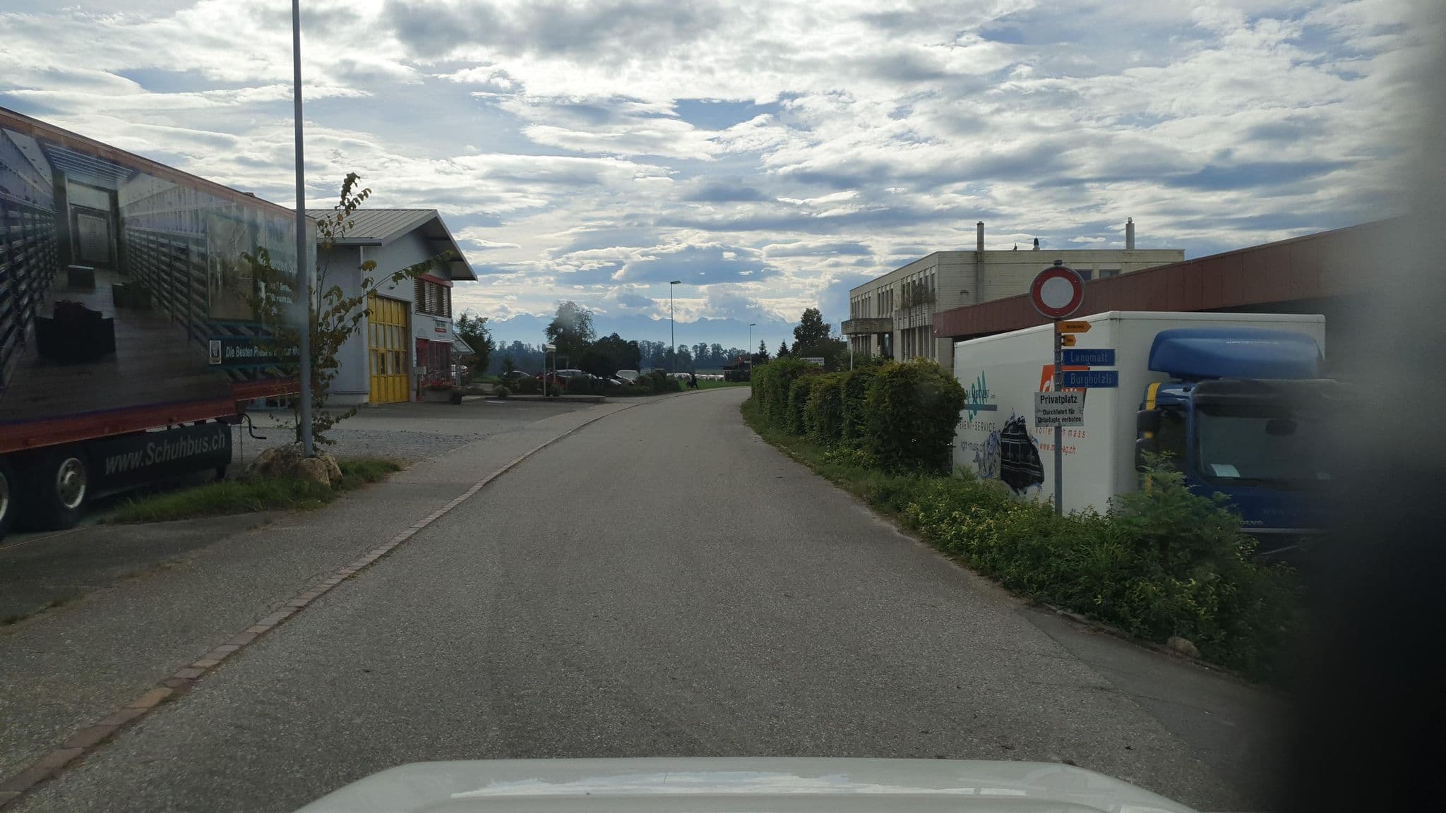 Street view near Stellplatz Käppeli, Hitzkirch — © strassenfeger (CC BY-SA · Mapillary)