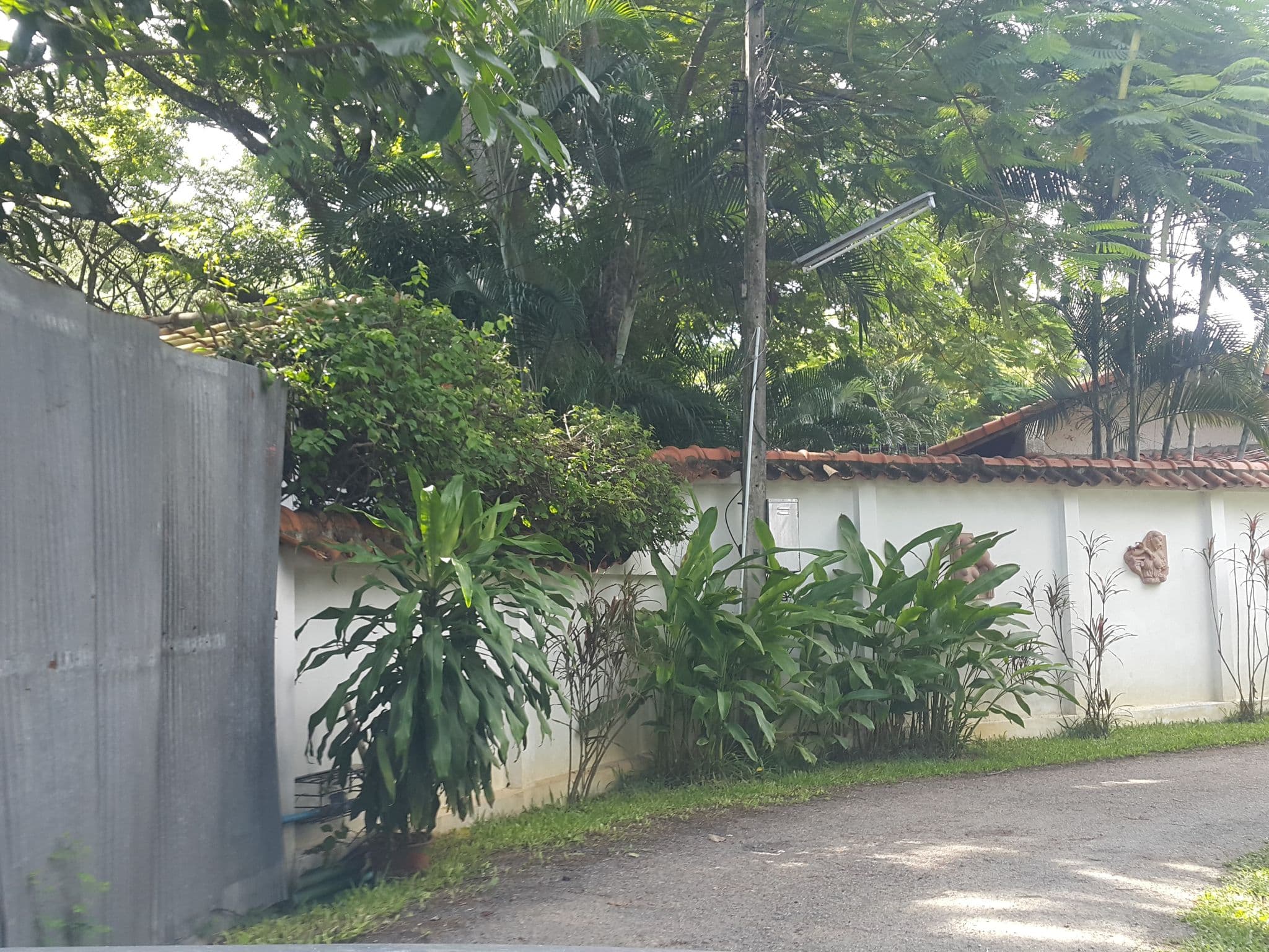 Street view near Secret Garden Chiang Mai, San Kamphaeng — © jrcarlsen (CC BY-SA · Mapillary)
