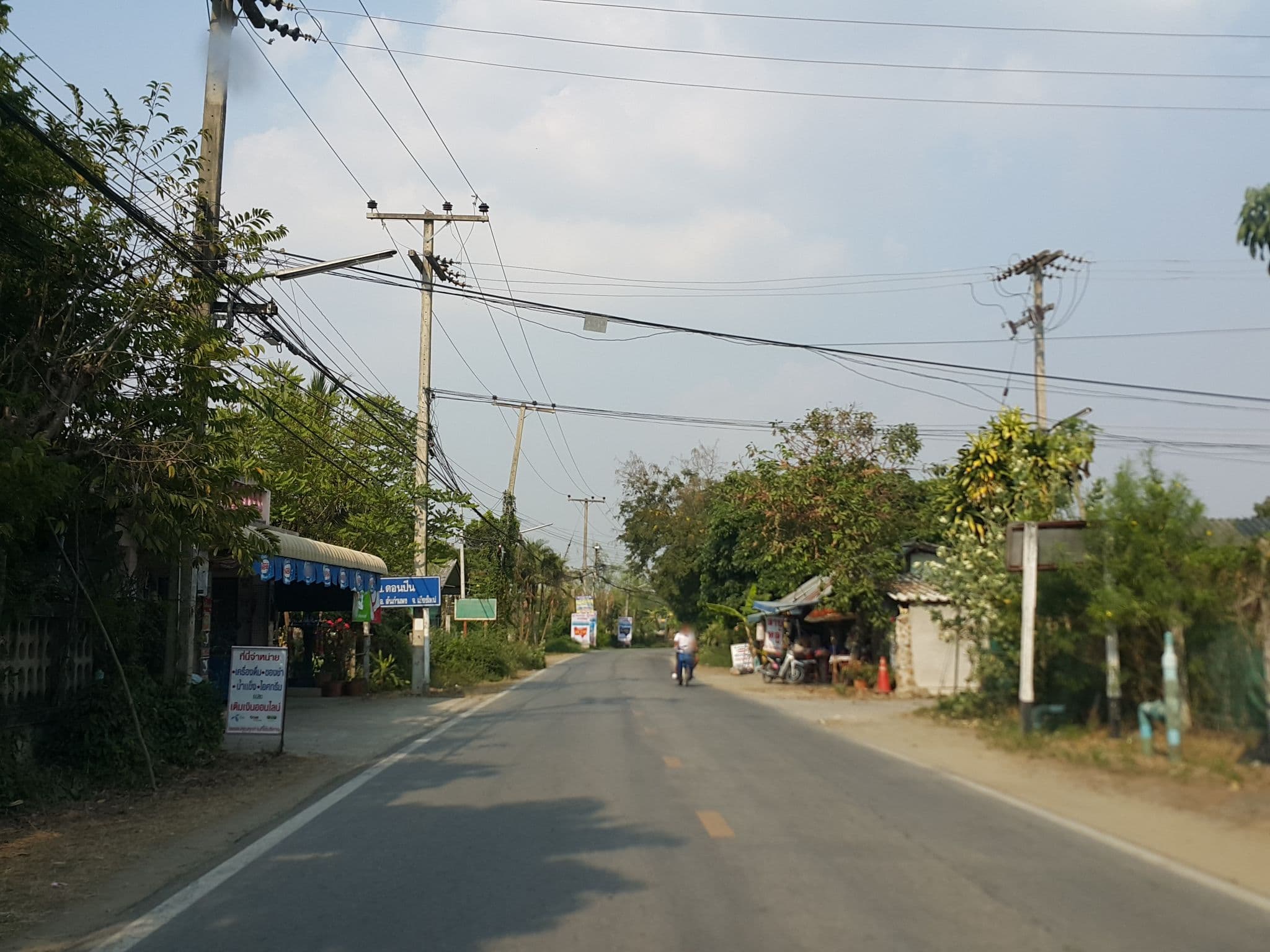 Street view near Lanna House Lanna Hut Chiangmai, San Kamphaeng — © jrcarlsen (CC BY-SA · Mapillary)