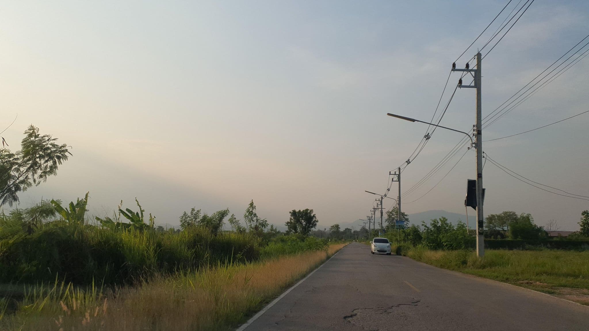 Street view near Graceland Resort, San Pa Tong — © jrcarlsen (CC BY-SA · Mapillary)