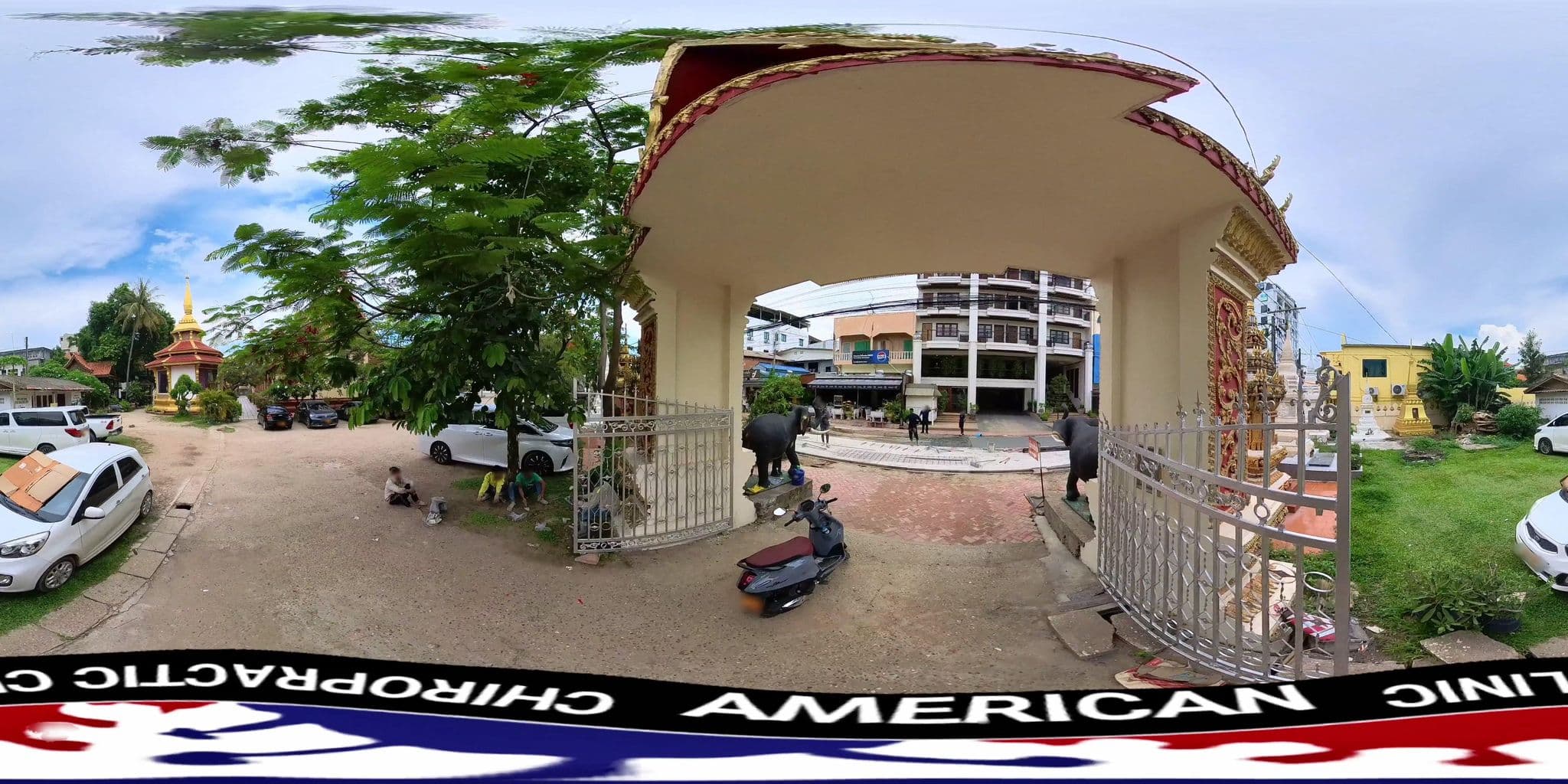 Street view near Lucie hotel, Si Chiang Mai — © DrLogan (CC BY-SA · Mapillary)