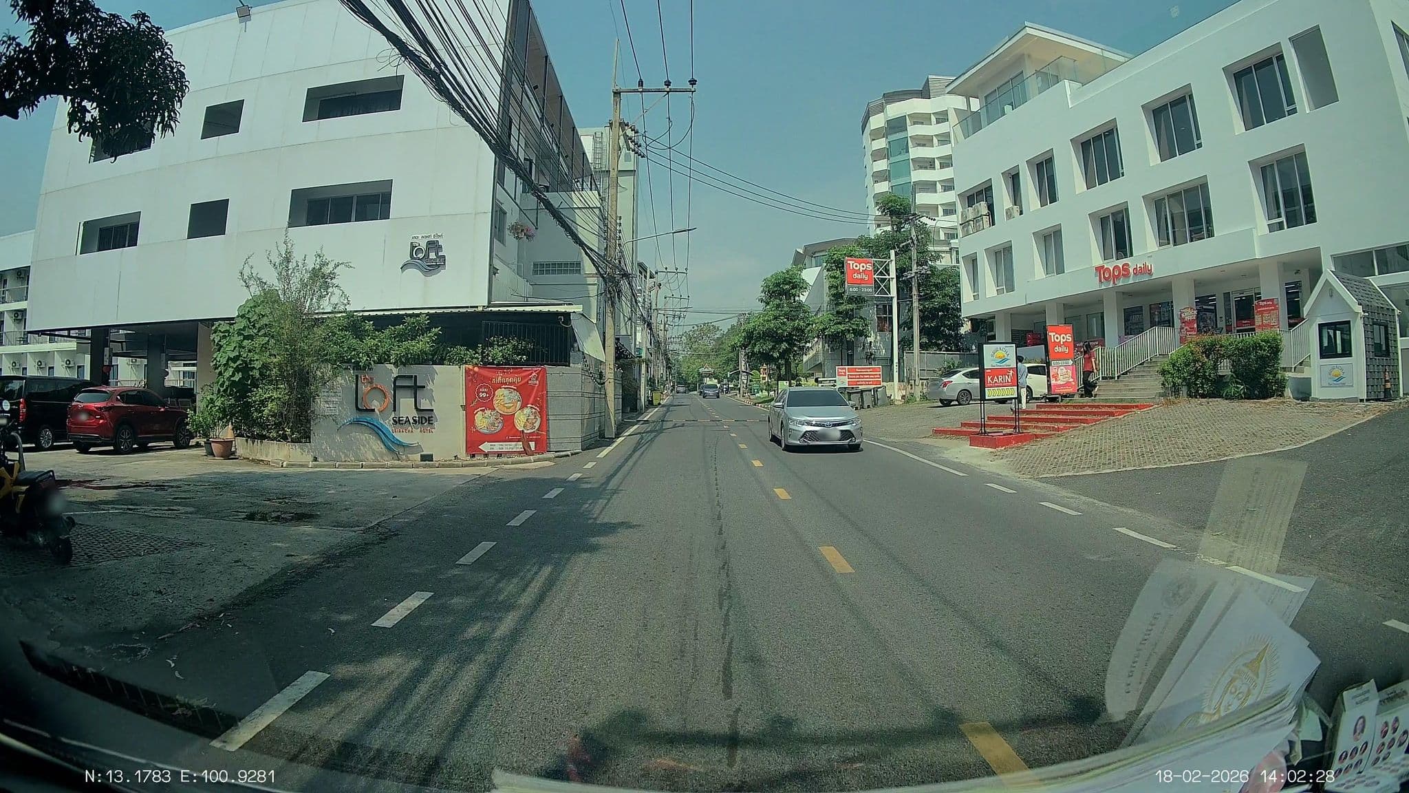 Street view near SRIRACHA SEA BREEZE HOTEL, Si Racha — © ThailandCambodia (CC BY-SA · Mapillary)