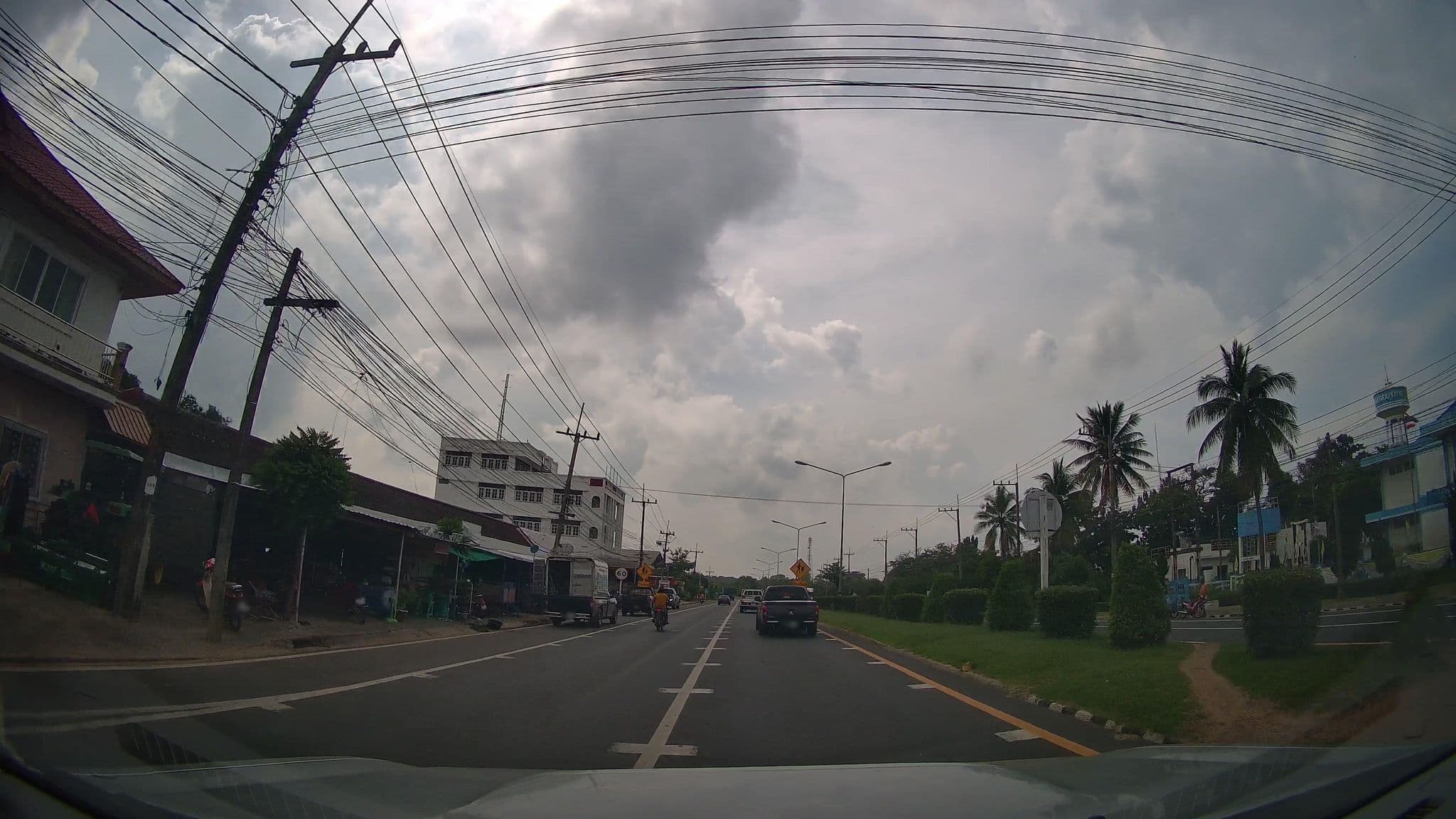 Street view near SINSIRI HOSTEL, Suwannaphum — © ThailandCambodia (CC BY-SA · Mapillary)