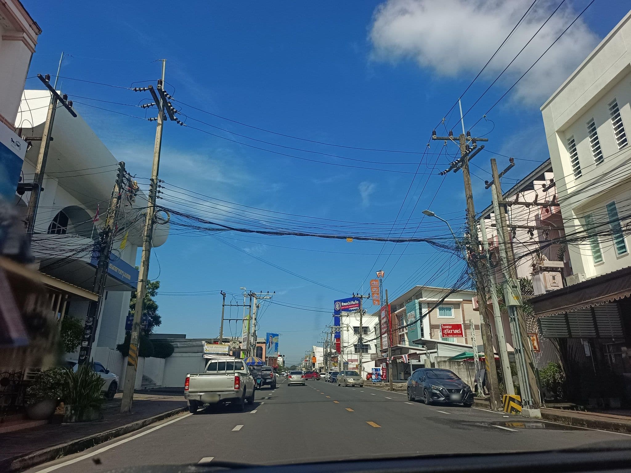 Street view near Suriyart Hotel, Ubon Ratchathani — © ThailandCambodia (CC BY-SA · Mapillary)