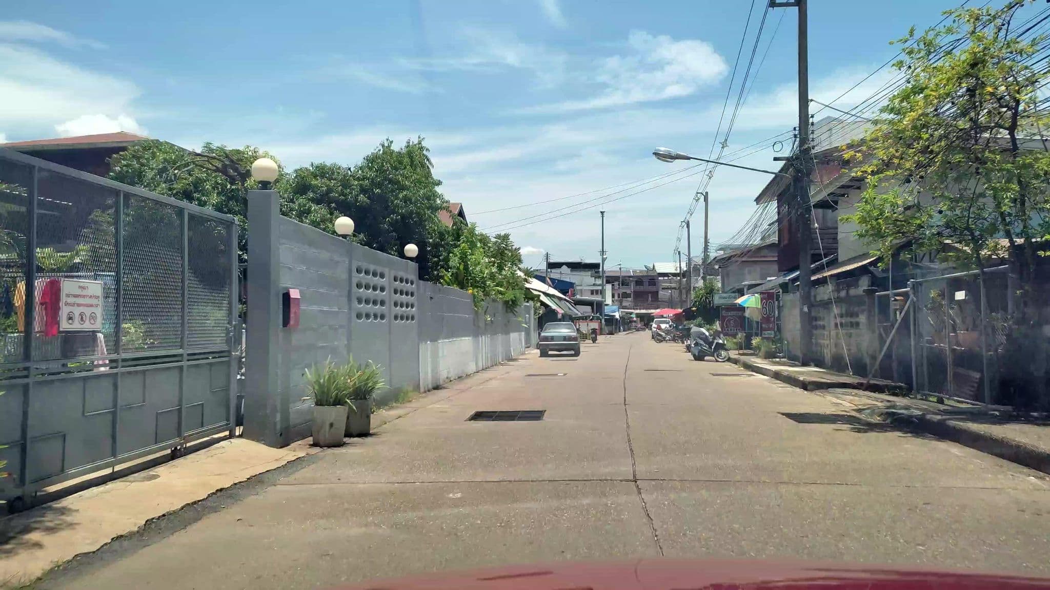 Street view near YamKam(ย่ำค่ำ) House, Uttaradit — © nongyen (CC BY-SA · Mapillary)
