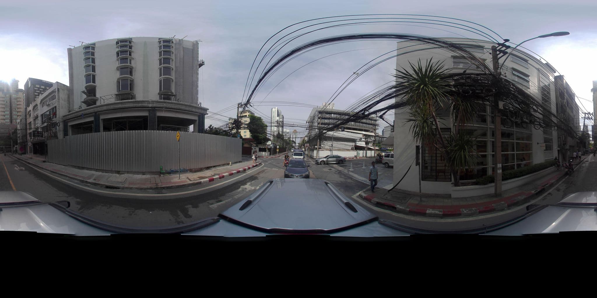 Street view near Public House Bangkok, a Member of Design Hotels, Watthana — © tritaporn (CC BY-SA · Mapillary)
