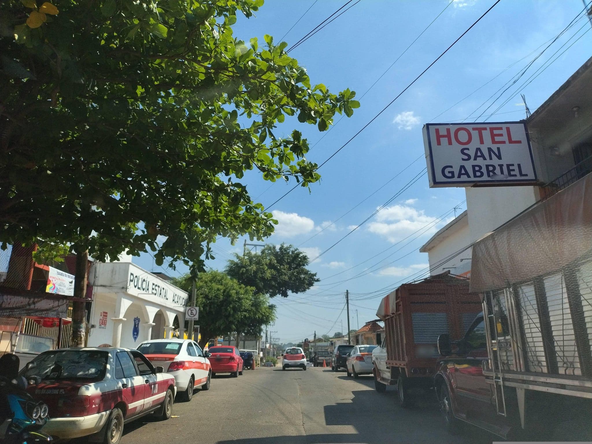 Street view near Hotel san gabriel, Acayucan — © cu_CARTOGRAFIA (CC BY-SA · Mapillary)
