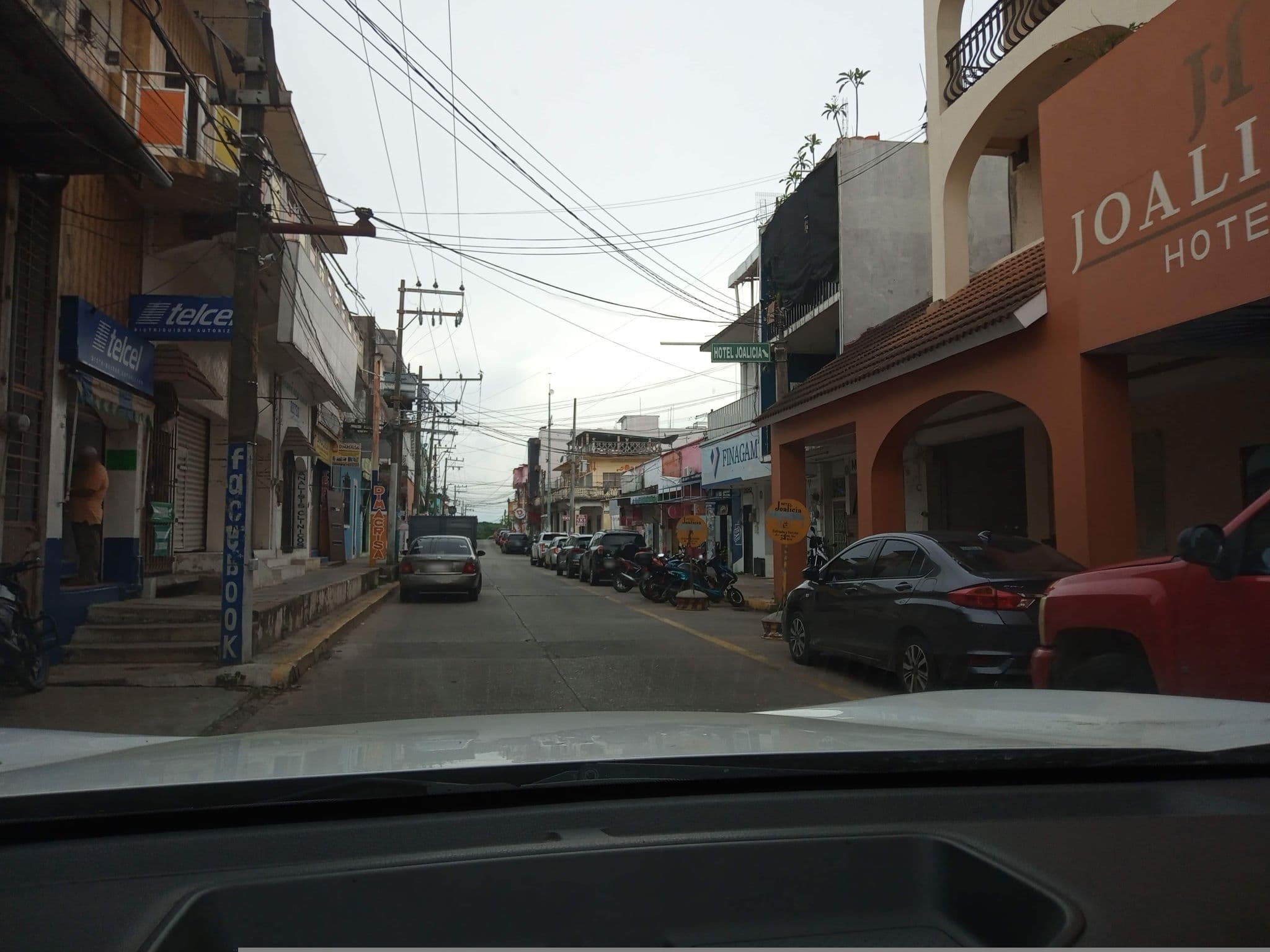 Street view near Hoteles en Acayucan, Acayucan — © edisunza (CC BY-SA · Mapillary)