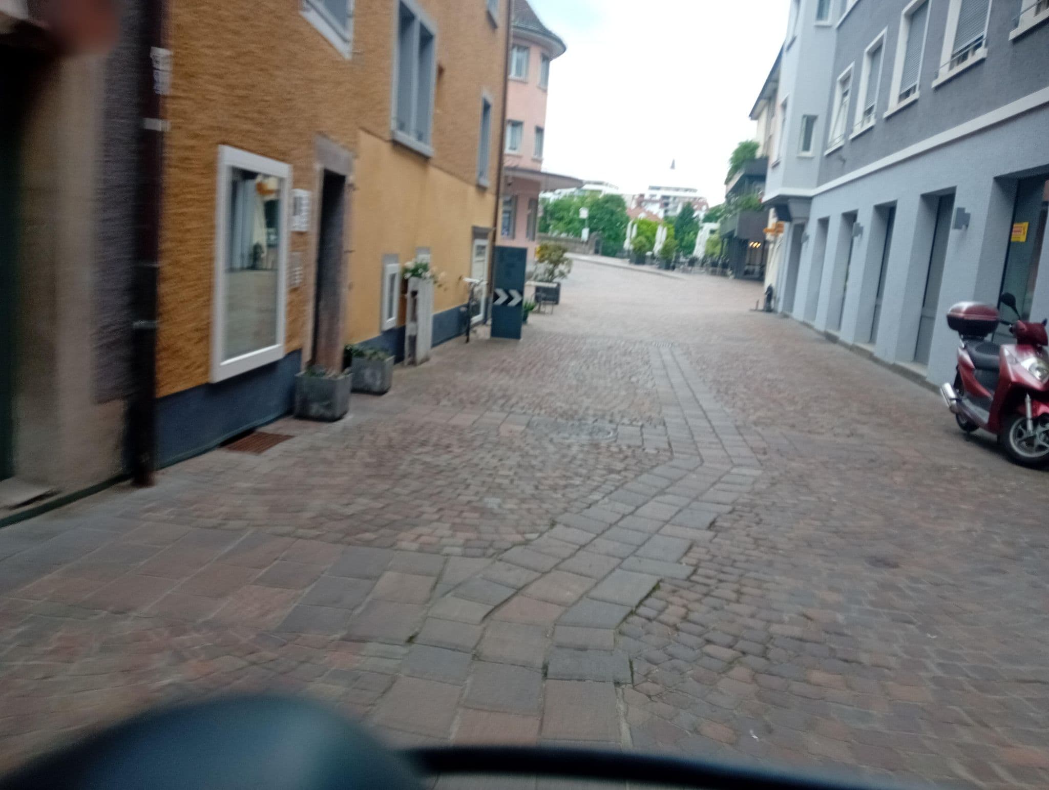 Street view near Ambrosia Hüsli, Rheinfelden — © Rechir (CC BY-SA · Mapillary)