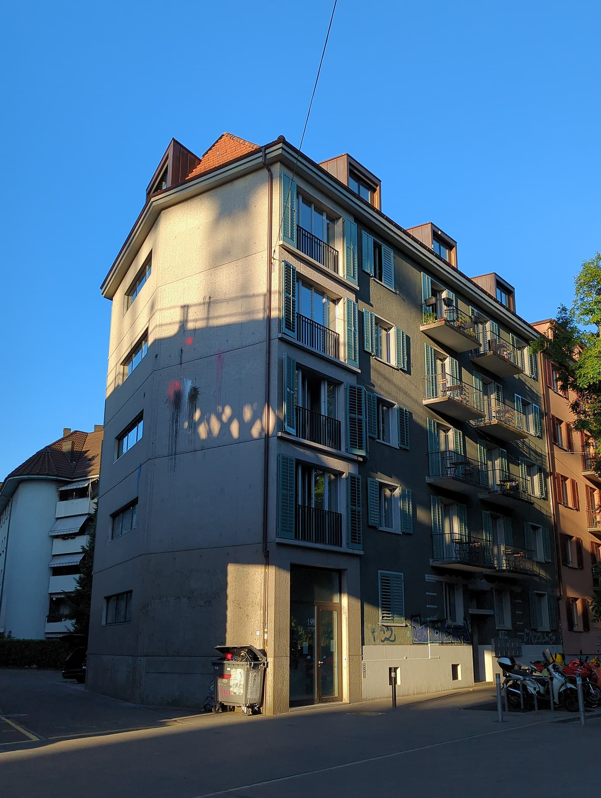 Viadukt Apartments (via Wikimedia Commons, CC BY-SA 3.0)