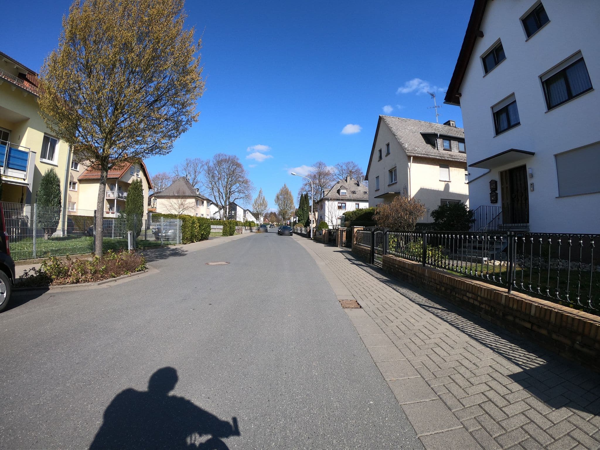 Street view near Kokomani Living, Wetzlar — © grinninghamster (CC BY-SA · Mapillary)