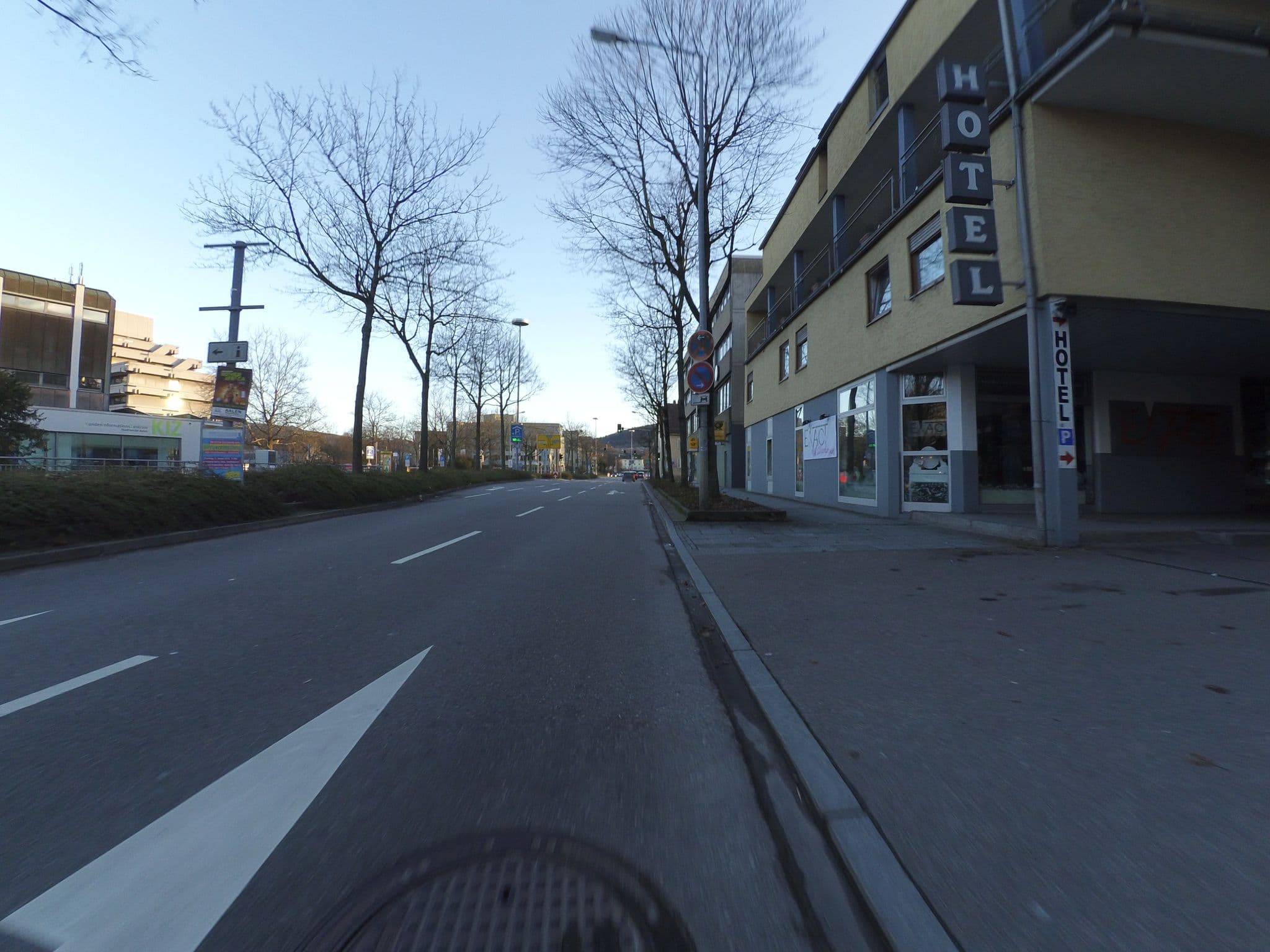 Street view near Schiehlen Hotels Gmbh, Aalen — © thinknicethings (CC BY-SA · Mapillary)