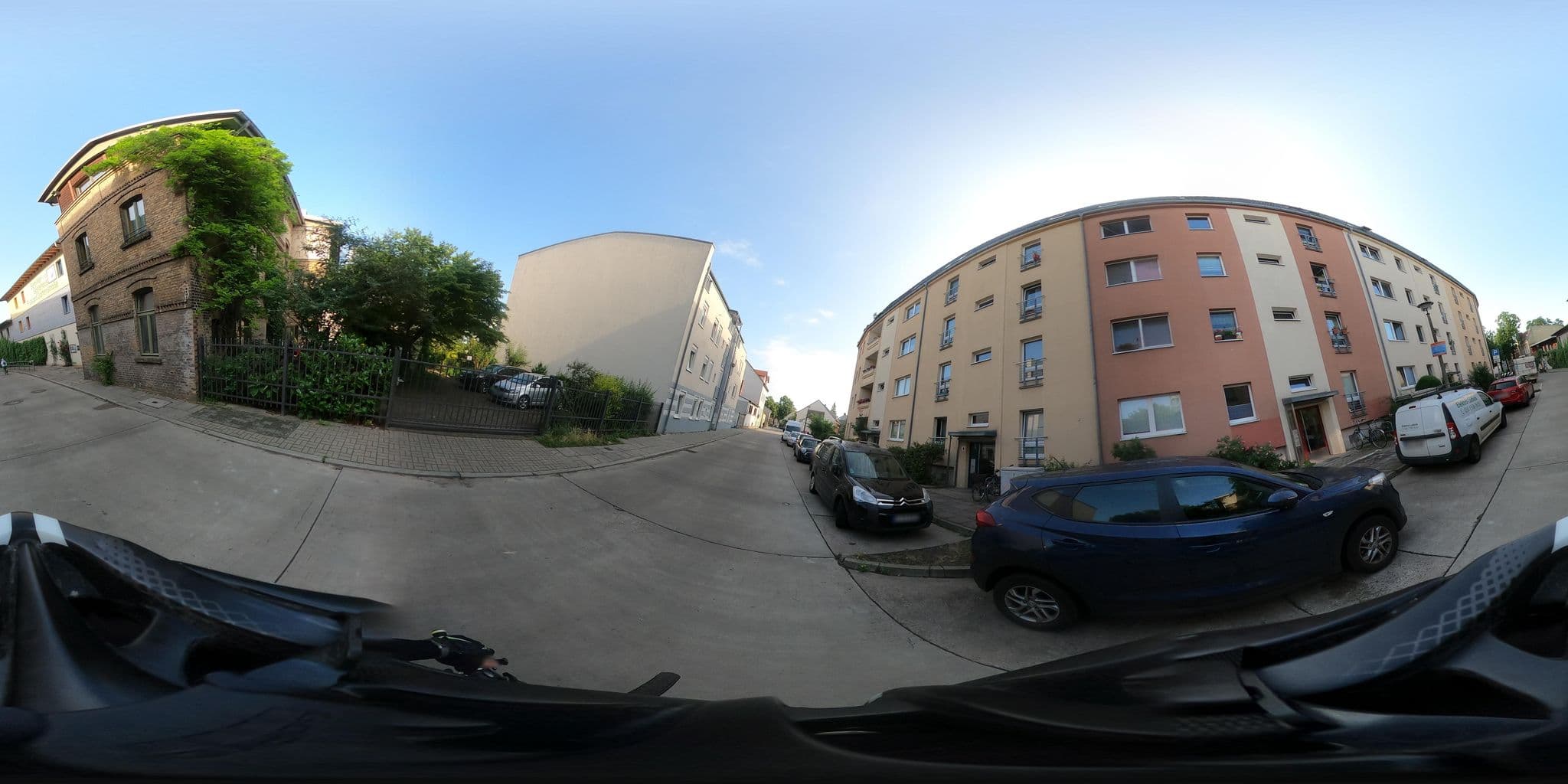 Street view near Seminar- Und Gästehaus, Berlin Köpenick — © stefanhrt (CC BY-SA · Mapillary)