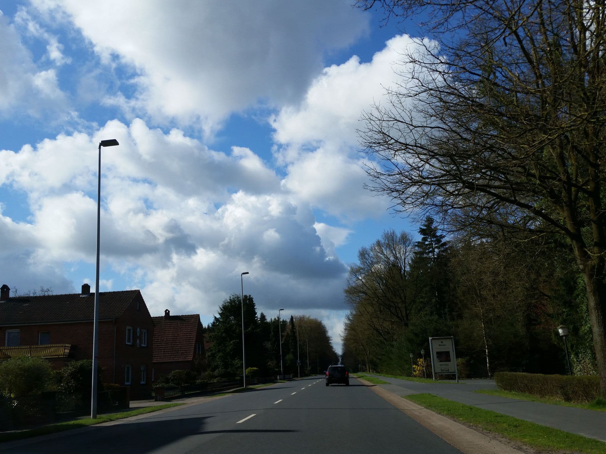 Street view near Waldhof Gastro & Event UG, Ahausen — © himmelbuerger (CC BY-SA · Mapillary)