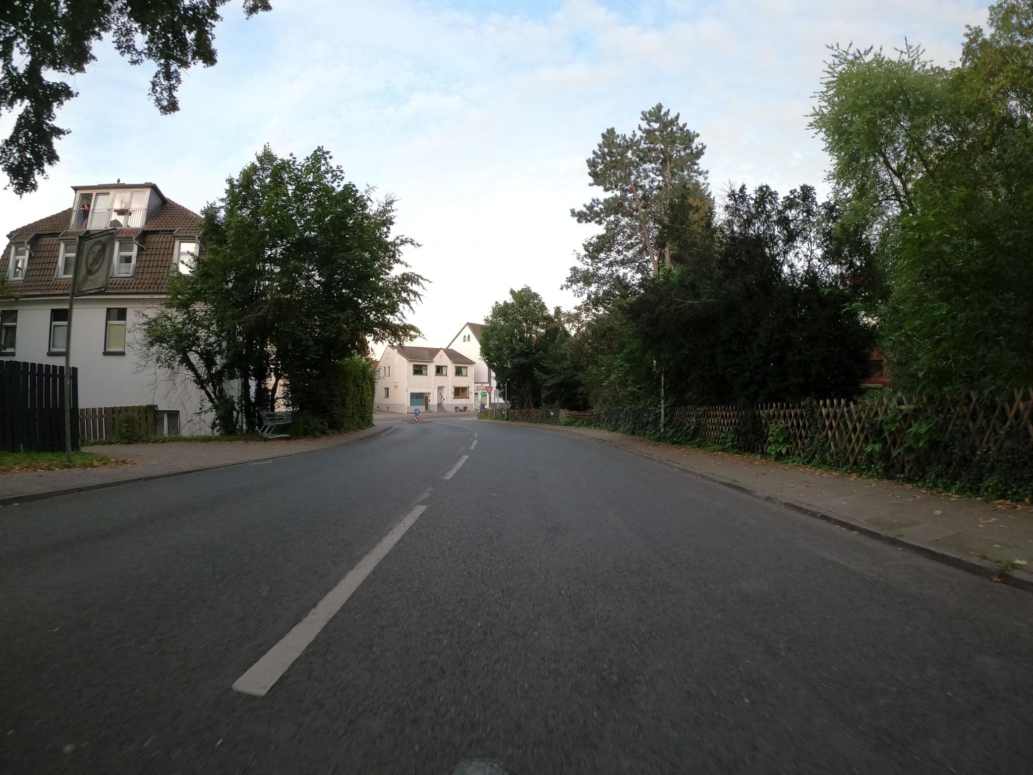 Street view near Hannover Hotel, Ahlem — © Langfahrer (CC BY-SA · Mapillary)