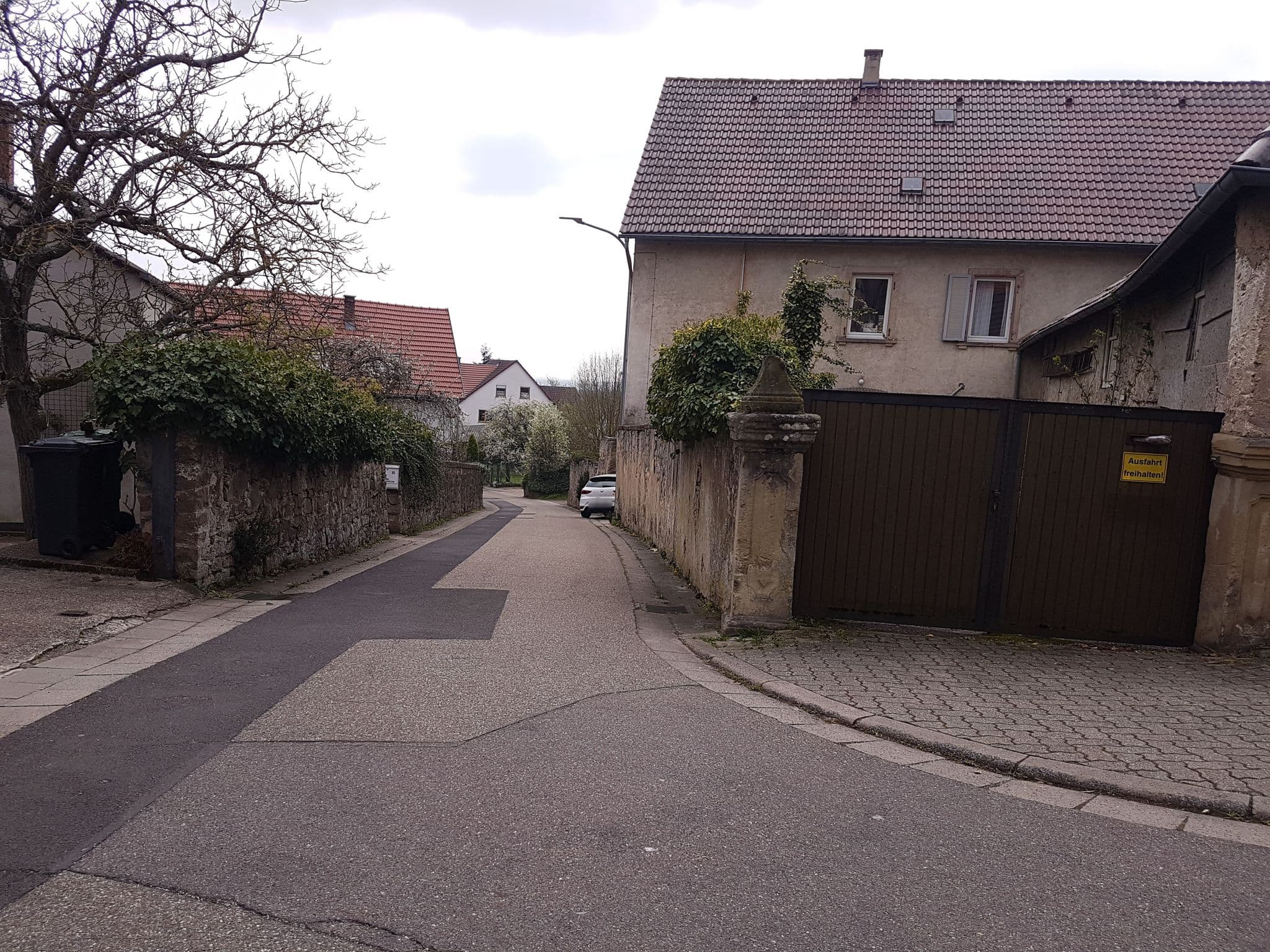 Street view near Landhotel Pfalz "1707", Albersweiler — © changchun1 (CC BY-SA · Mapillary)