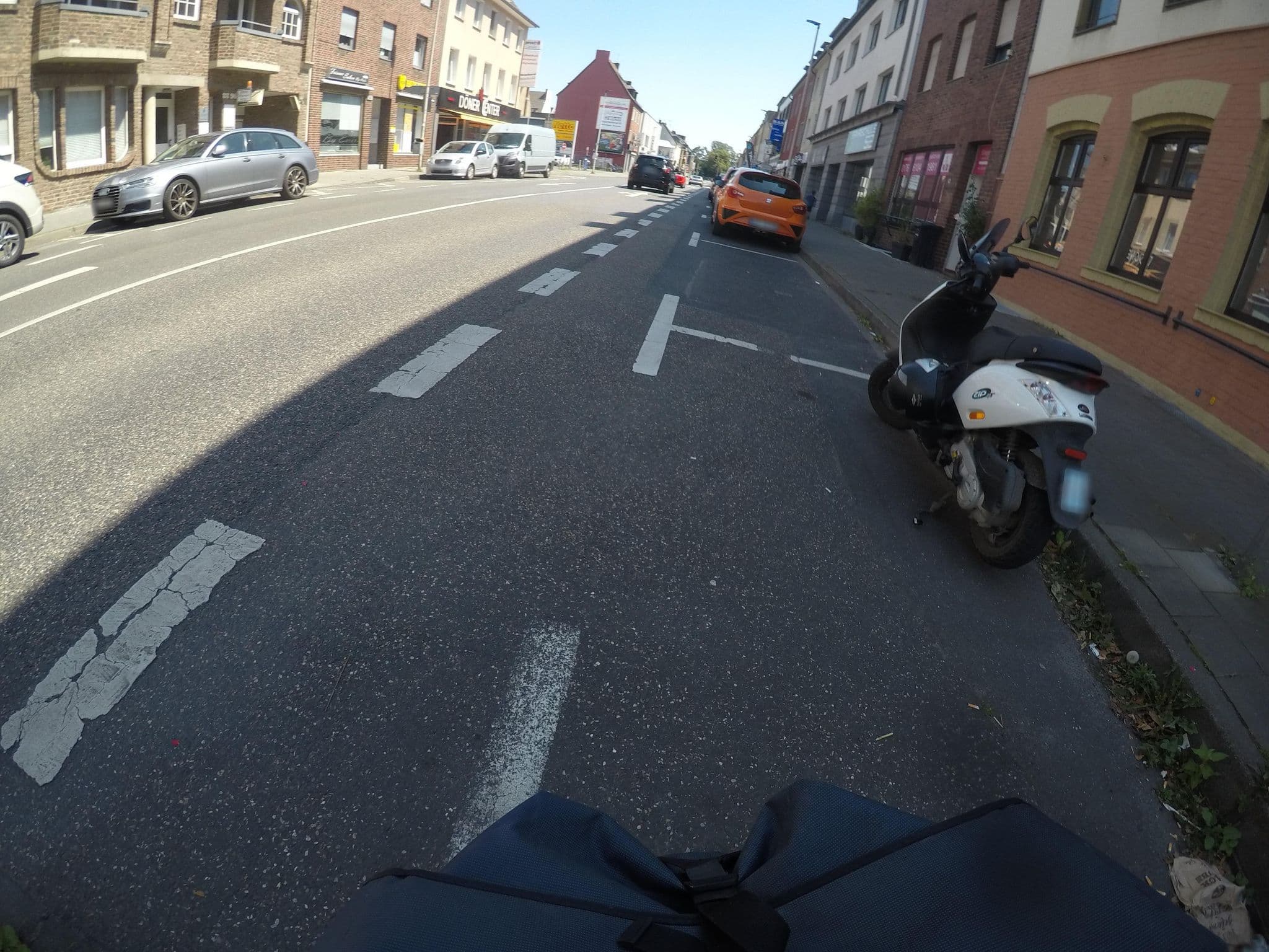 Street view near Jülich Boardinghouse - Pension, Jülich — © mfa (CC BY-SA · Mapillary)