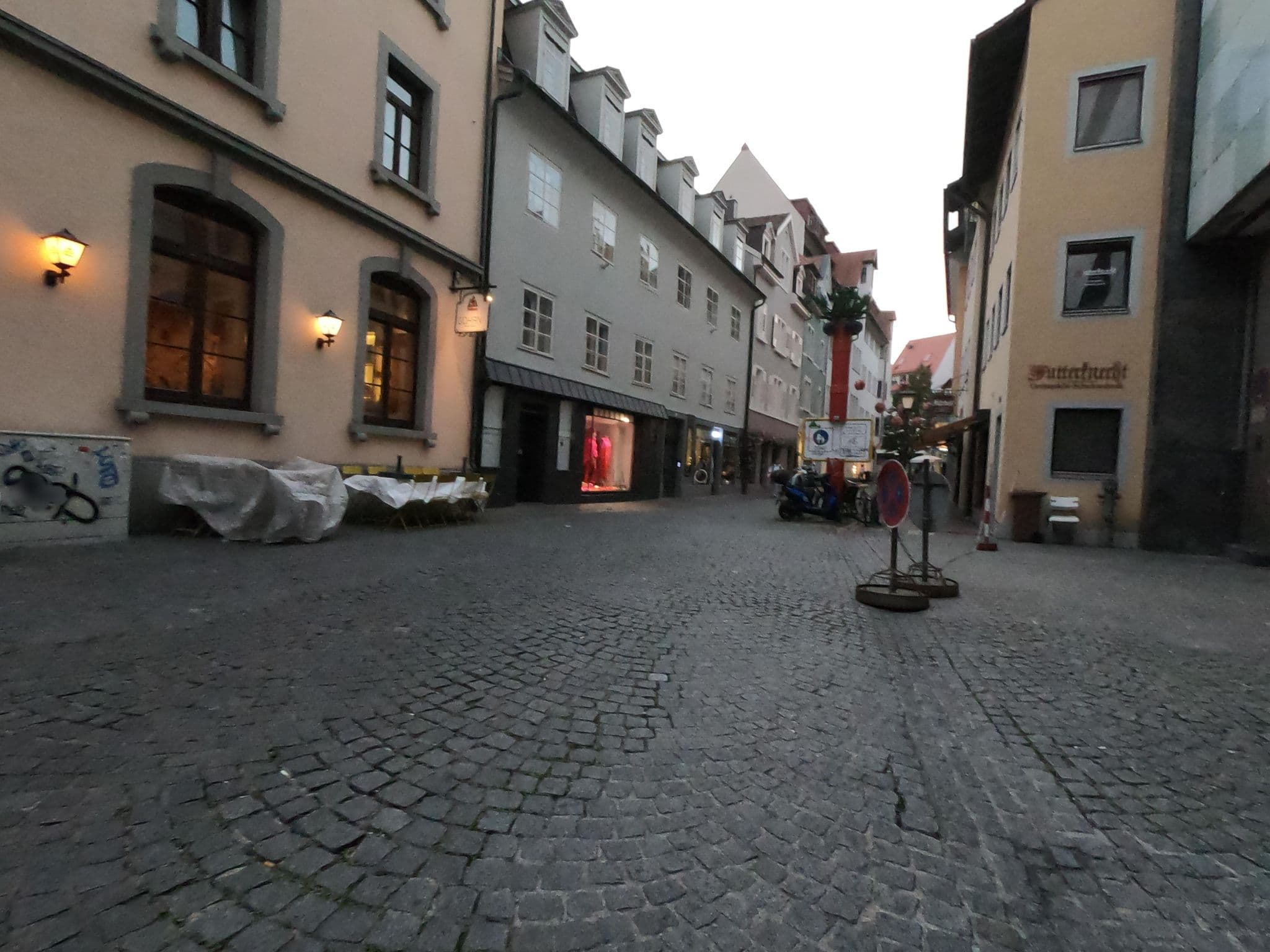 Street view near Hotel Boulevard, Altstadt — © u14183 (CC BY-SA · Mapillary)