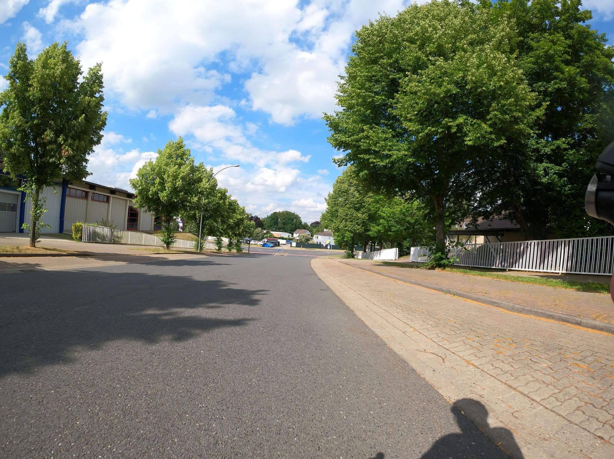 Street view near Salze Hotel Betriebs GmbH, Alt Wallmoden — © Langfahrer (CC BY-SA · Mapillary)