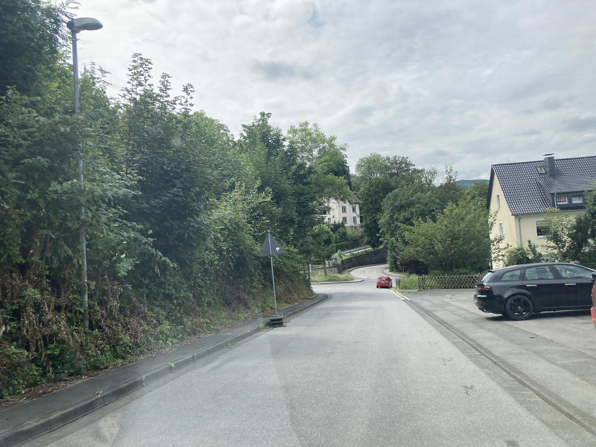 Street view near Hotel Gast Haus Altena, Altena — © tasmaniadevil (CC BY-SA · Mapillary)