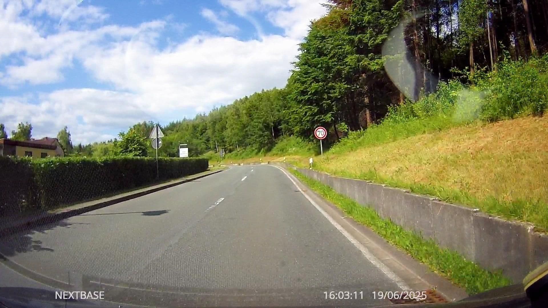 Street view near Haus am Rehberg, Altenbeken — © derlipper (CC BY-SA · Mapillary)