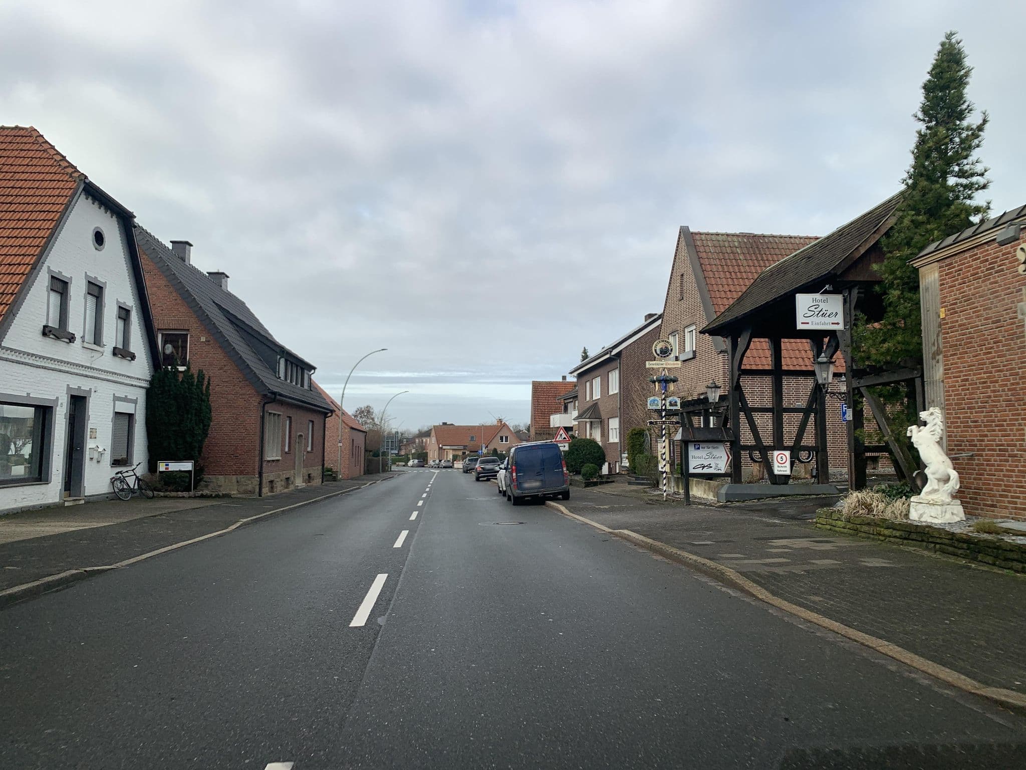 Street view near Hotel Stüer - Altenberge, Altenberge — © descilla (CC BY-SA · Mapillary)