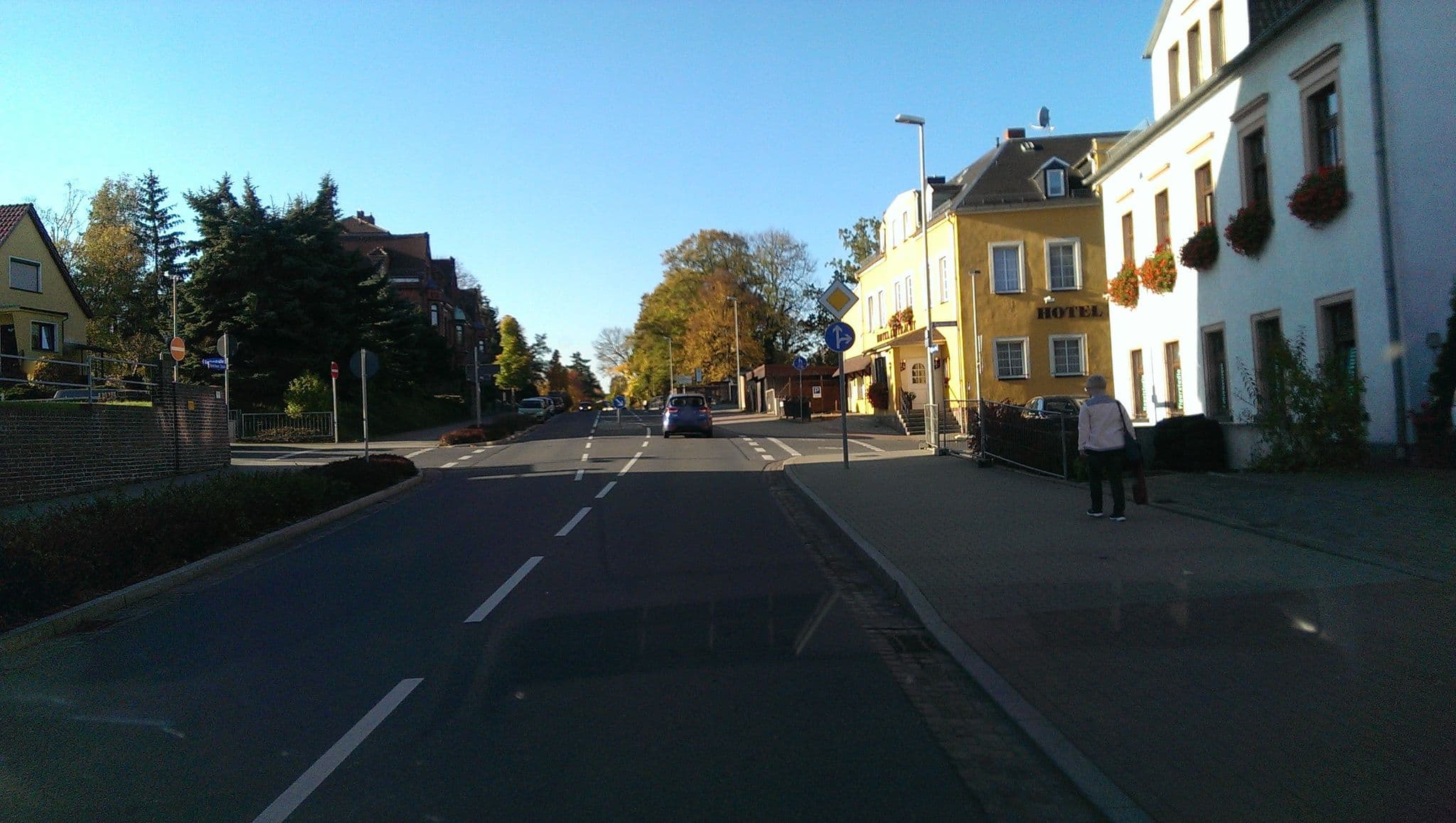 Street view near Hotel Eintracht Mittweida, Mittweida — © bufonto (CC BY-SA · Mapillary)