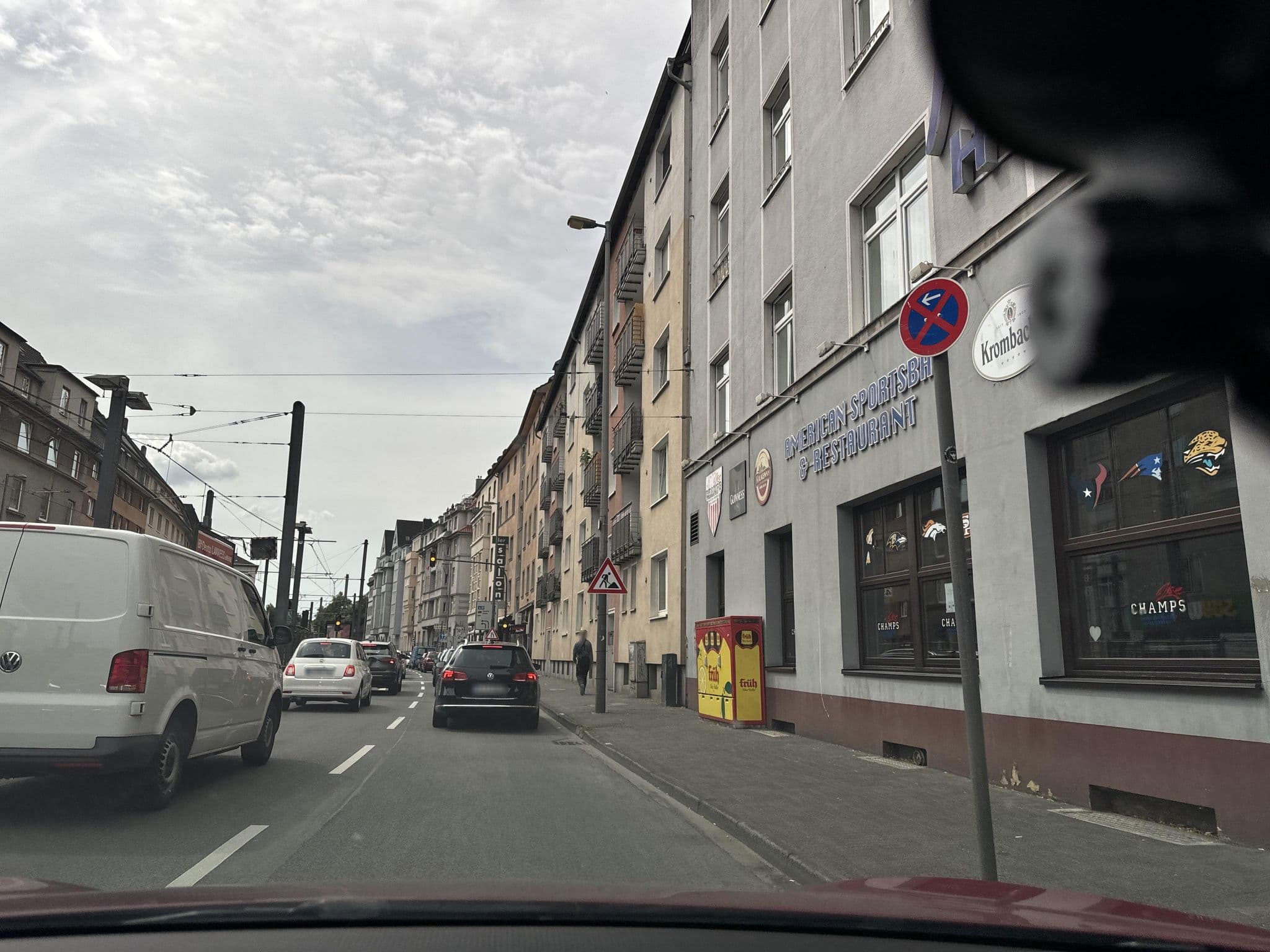 Street view near Insel Hotel Köln, Deutz — © maxd (CC BY-SA · Mapillary)