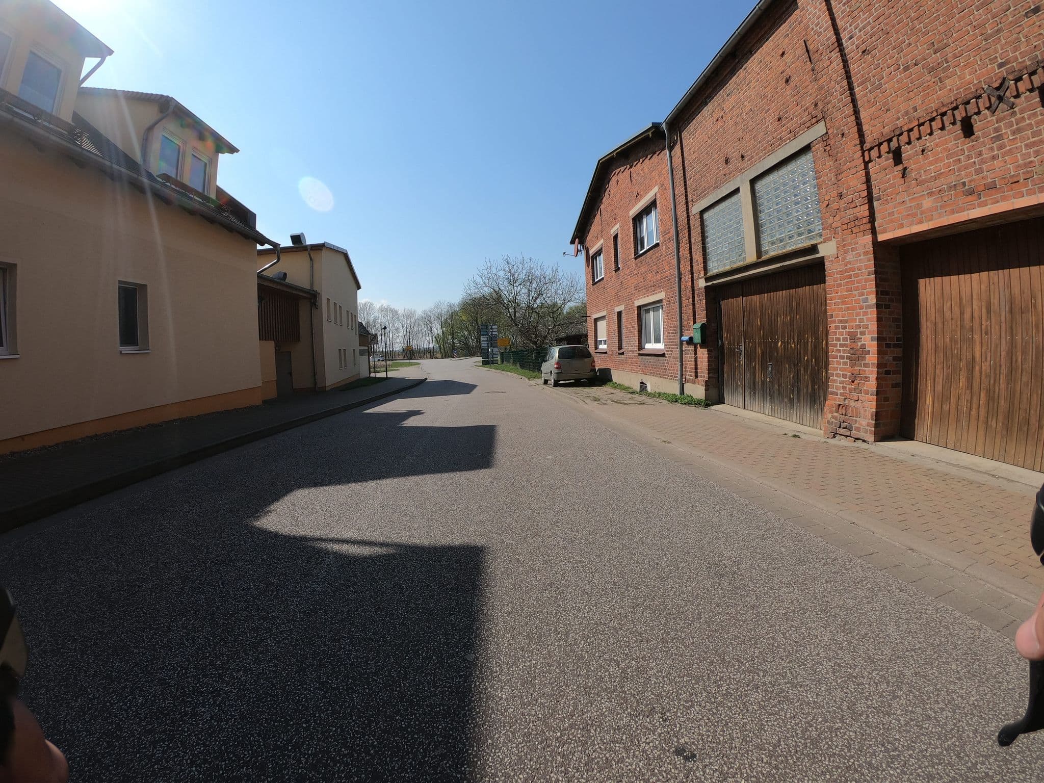 Street view near Land-gut-Hotel und Restaurant „Seeblick“, Klietz — © tobiaso (CC BY-SA · Mapillary)