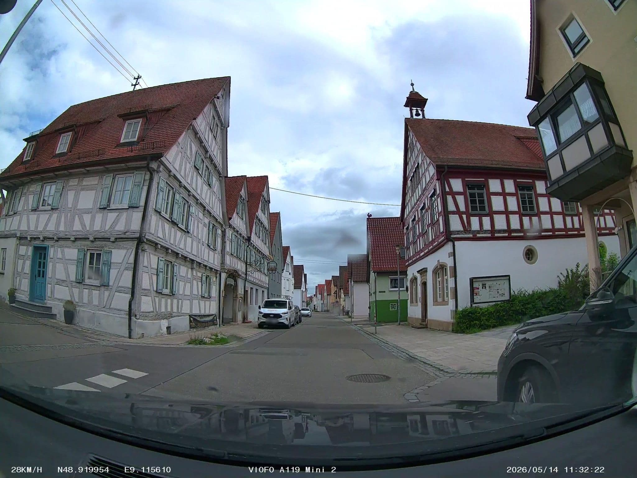 Street view near Historikhotel Ochsen, Tamm — © soulcover (CC BY-SA · Mapillary)