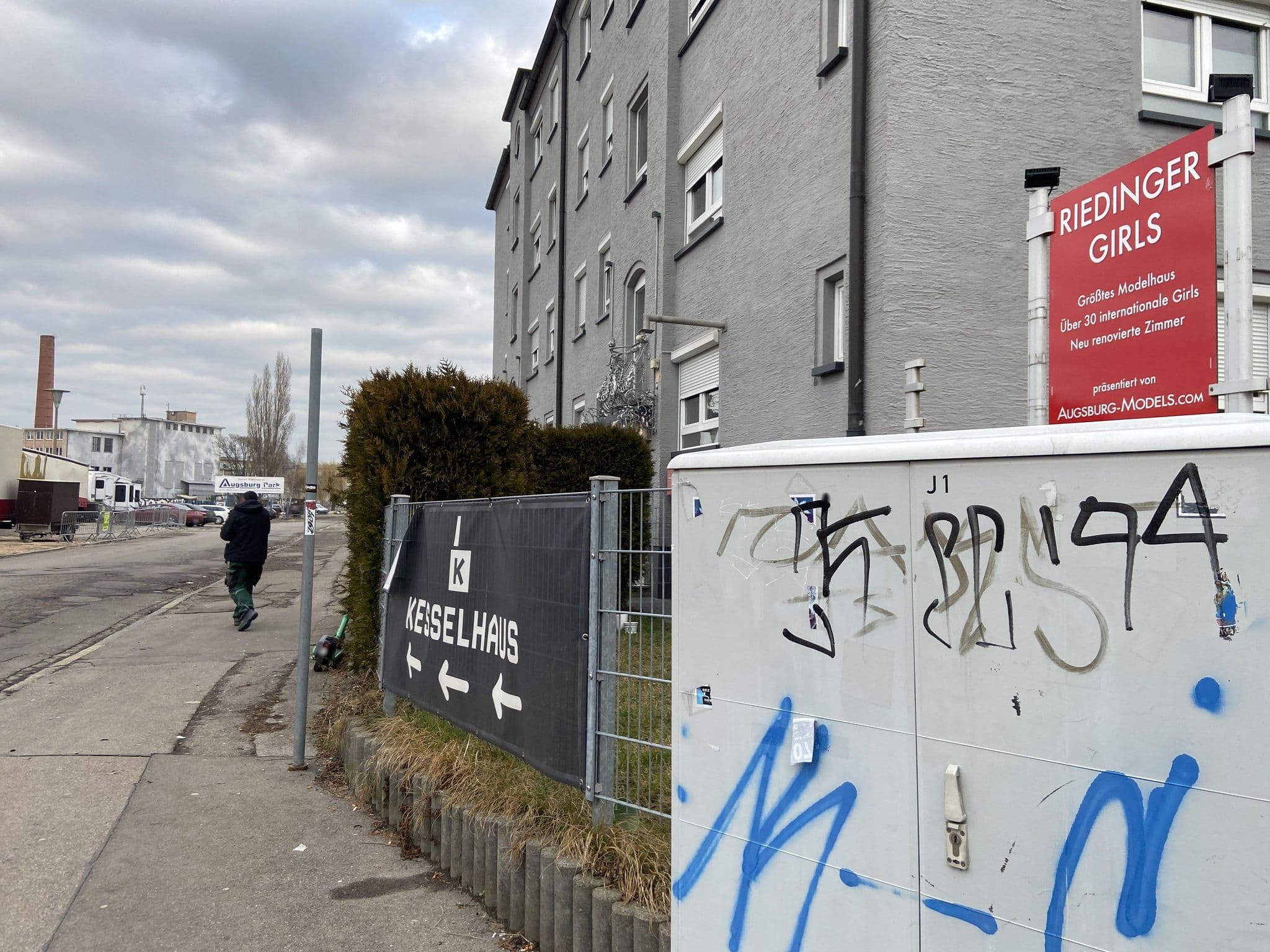 Street view near Pension Linderhof, Augsburg — © gokulgopan (CC BY-SA · Mapillary)