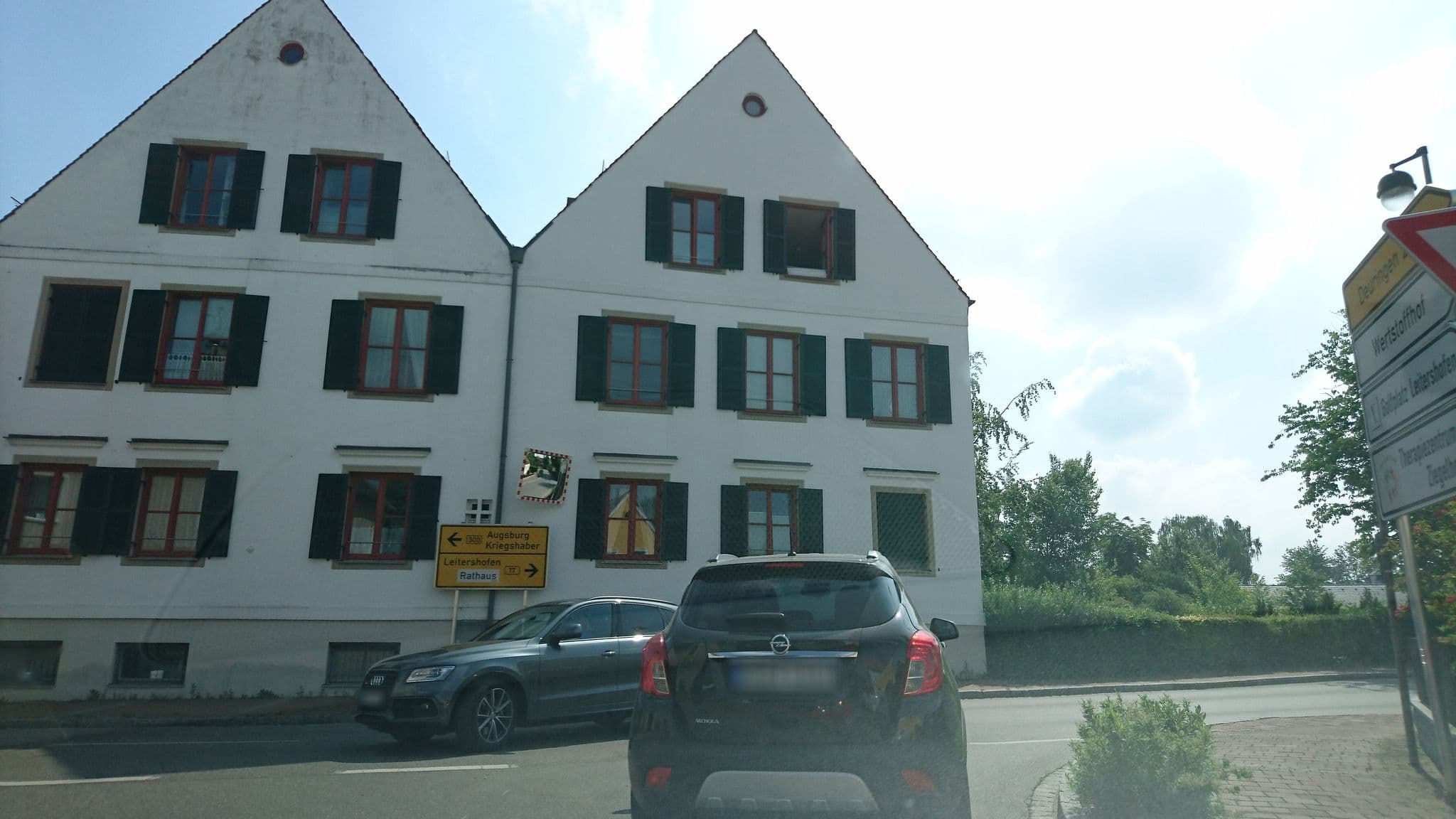 Street view near My Pension City Stadtbergen Augsburg, Stadtbergen — © msdess (CC BY-SA · Mapillary)