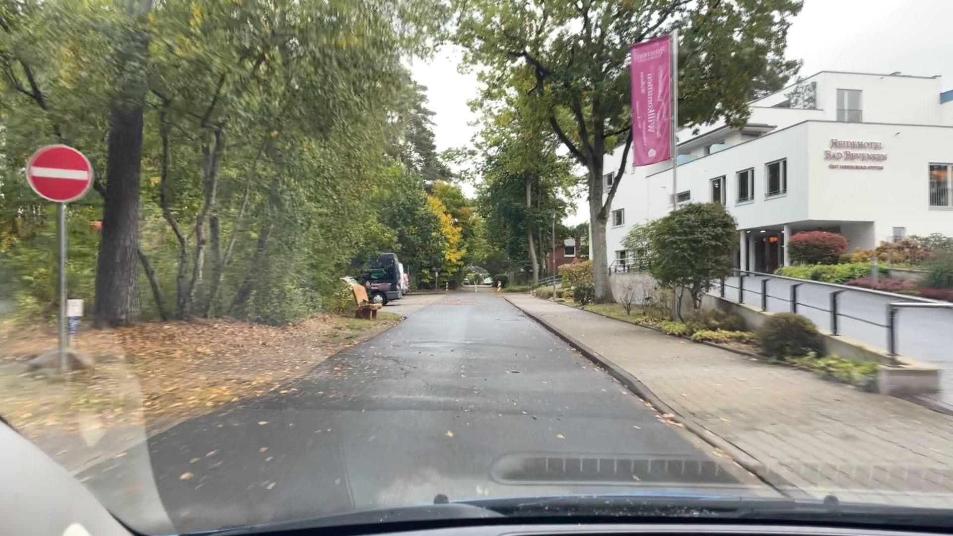 Street view near Heidehotel Bad Bevensen der FDS Hotel gGmbH, Bad Bevensen — © hotteliene (CC BY-SA · Mapillary)