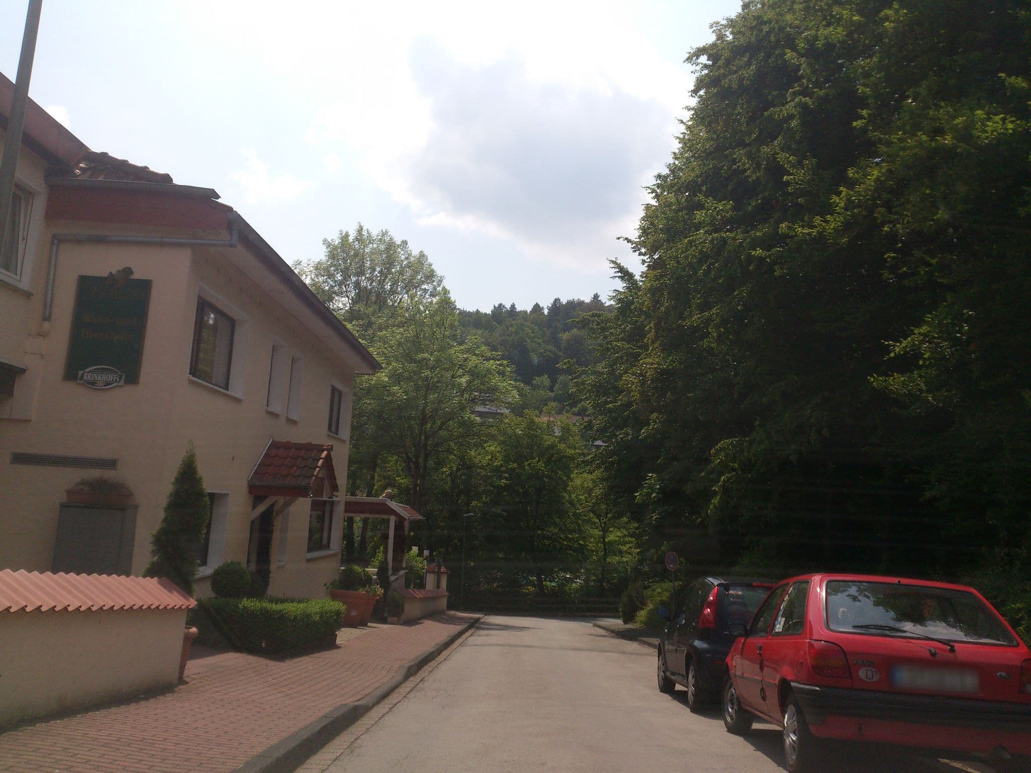 Street view near Hotel Böhlers Landgasthaus, Bad Driburg — © amenophis (CC BY-SA · Mapillary)