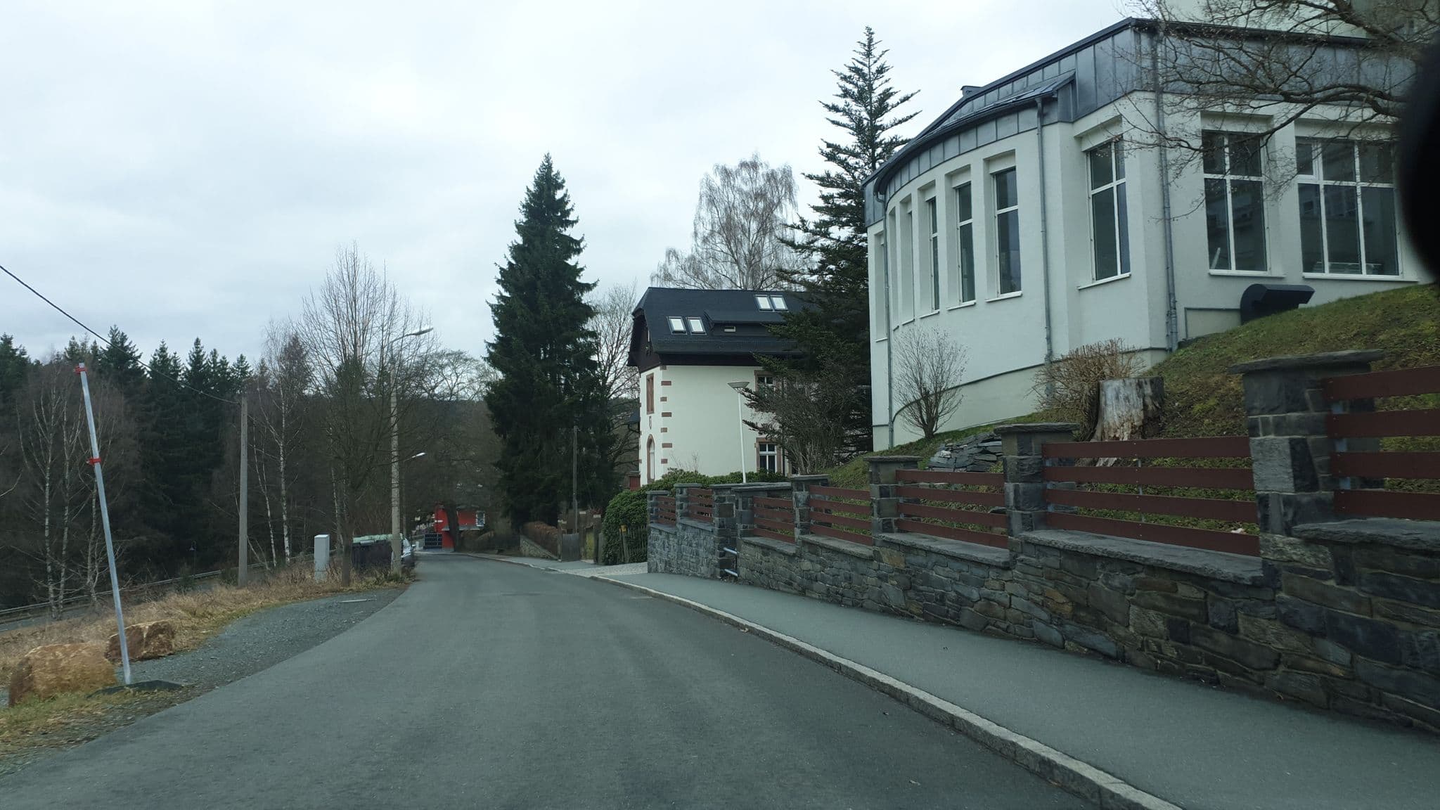 Street view near BSW-Vitalhotel Weisse Elster, Bad Elster — © canislupus (CC BY-SA · Mapillary)