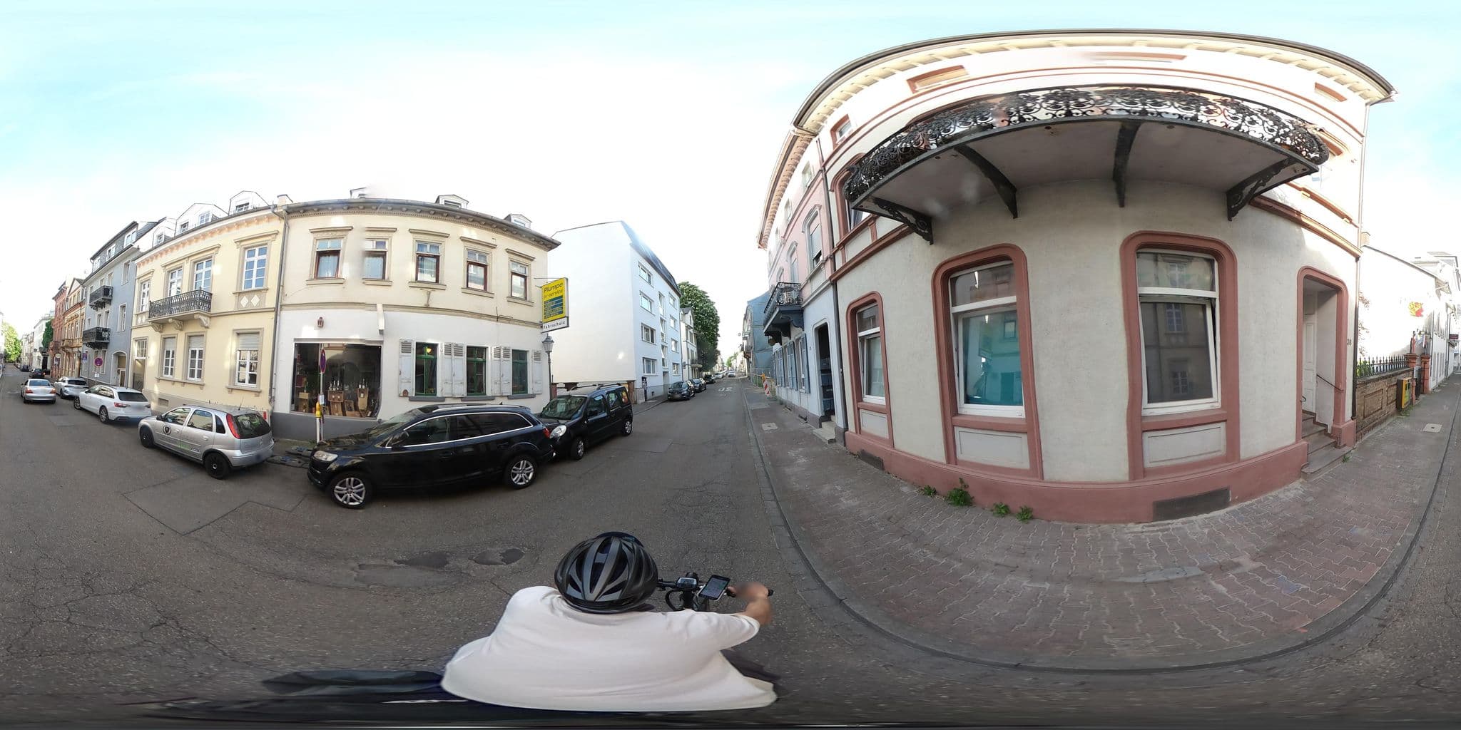 Street view near SmartHotel Mystique self Check-in, Bad Homburg vor der Höhe — © Planungsgesellschaft_RV-K (CC BY-SA · Mapillary)