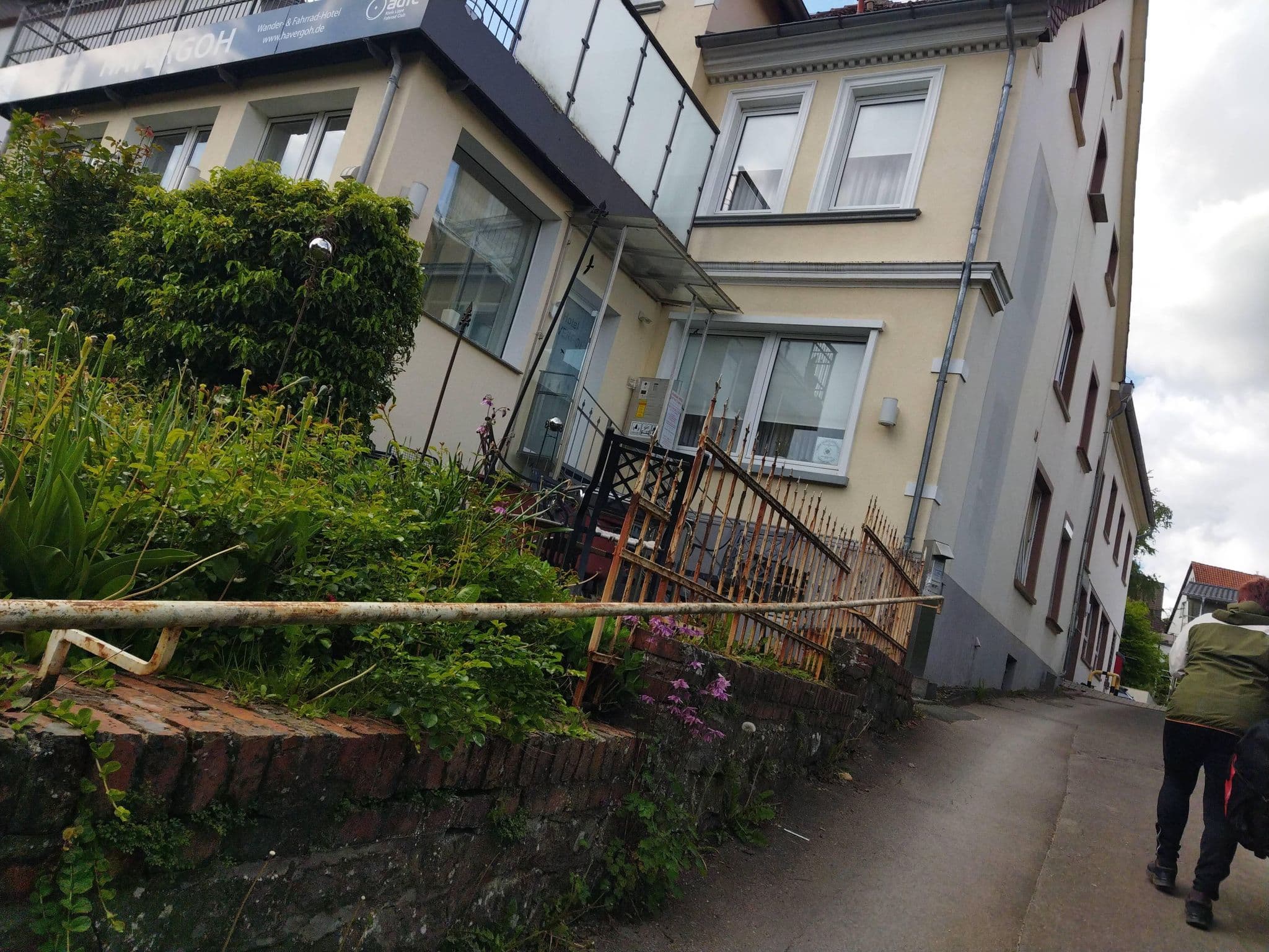 Street view near Havergoh - Wander- & Fahrrad-Hotel im Naturpark Teutoburger Wald, Bad Meinberg — © changchun1 (CC BY-SA · Mapillary)