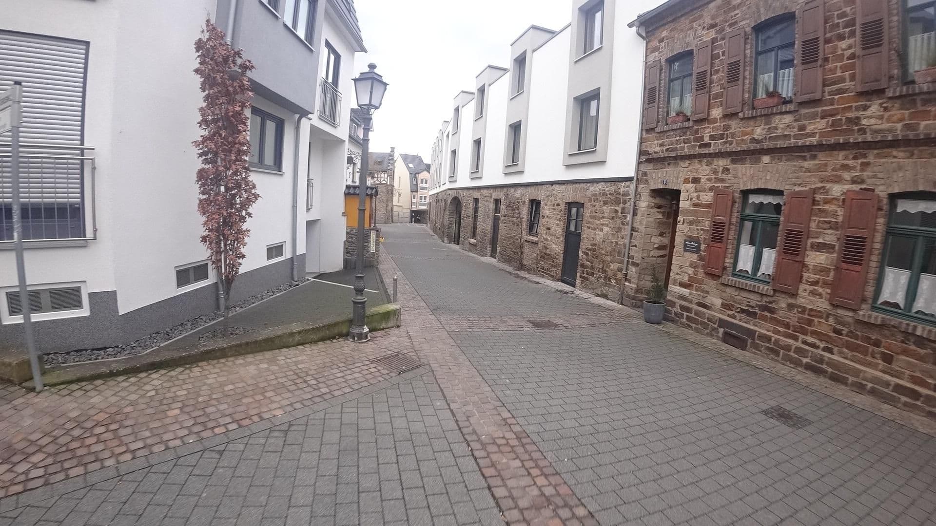 Street view near Kleine Herberge, Bad Neuenahr-Ahrweiler — © Stifttwoslp (CC BY-SA · Mapillary)