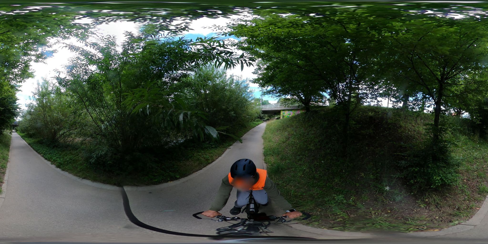 Street view near Encanto Hotel | Restaurant, Balingen — © RadNETZ (CC BY-SA · Mapillary)