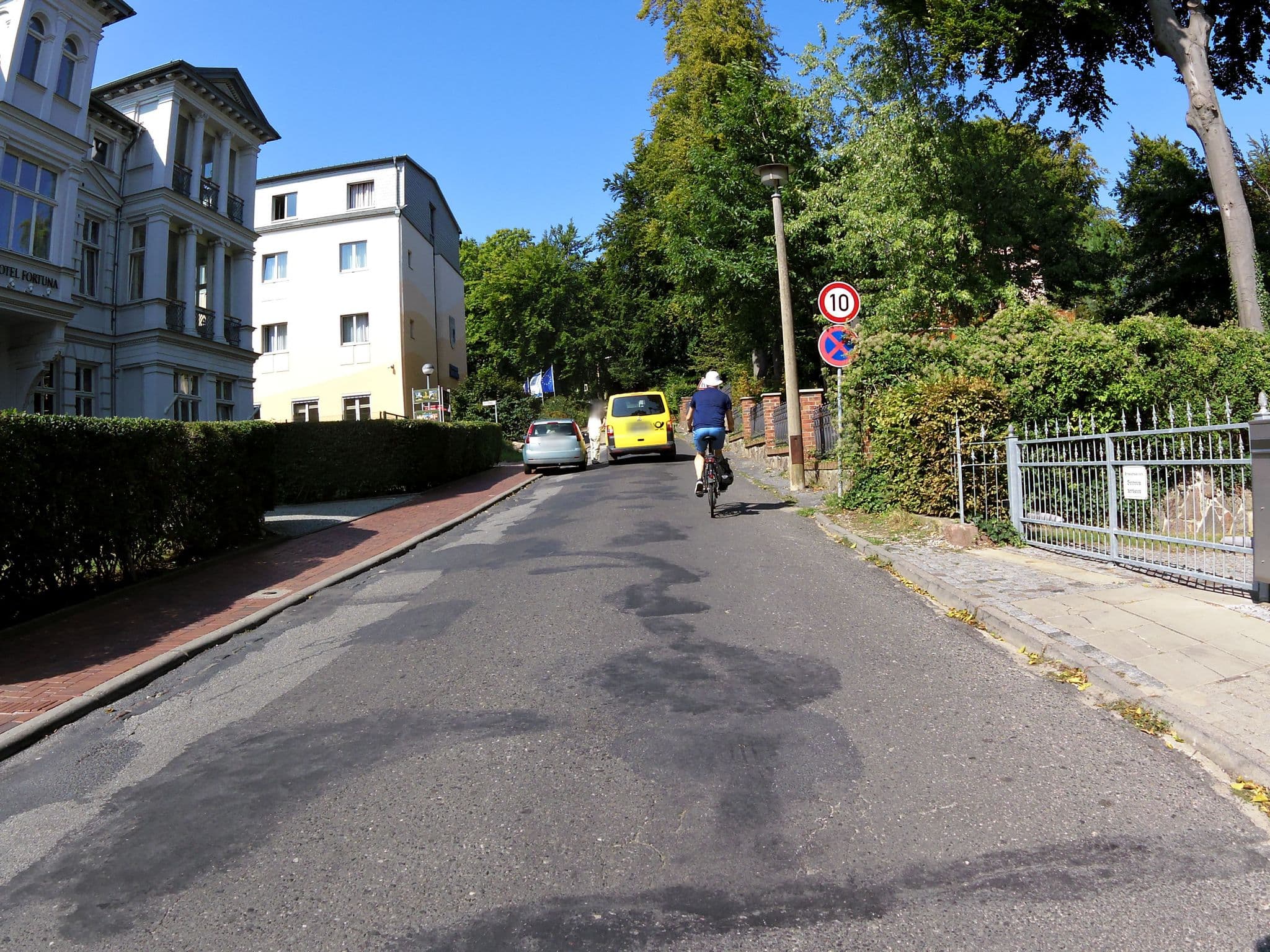 Street view near Hotel Fortuna, Seebad Heringsdorf
