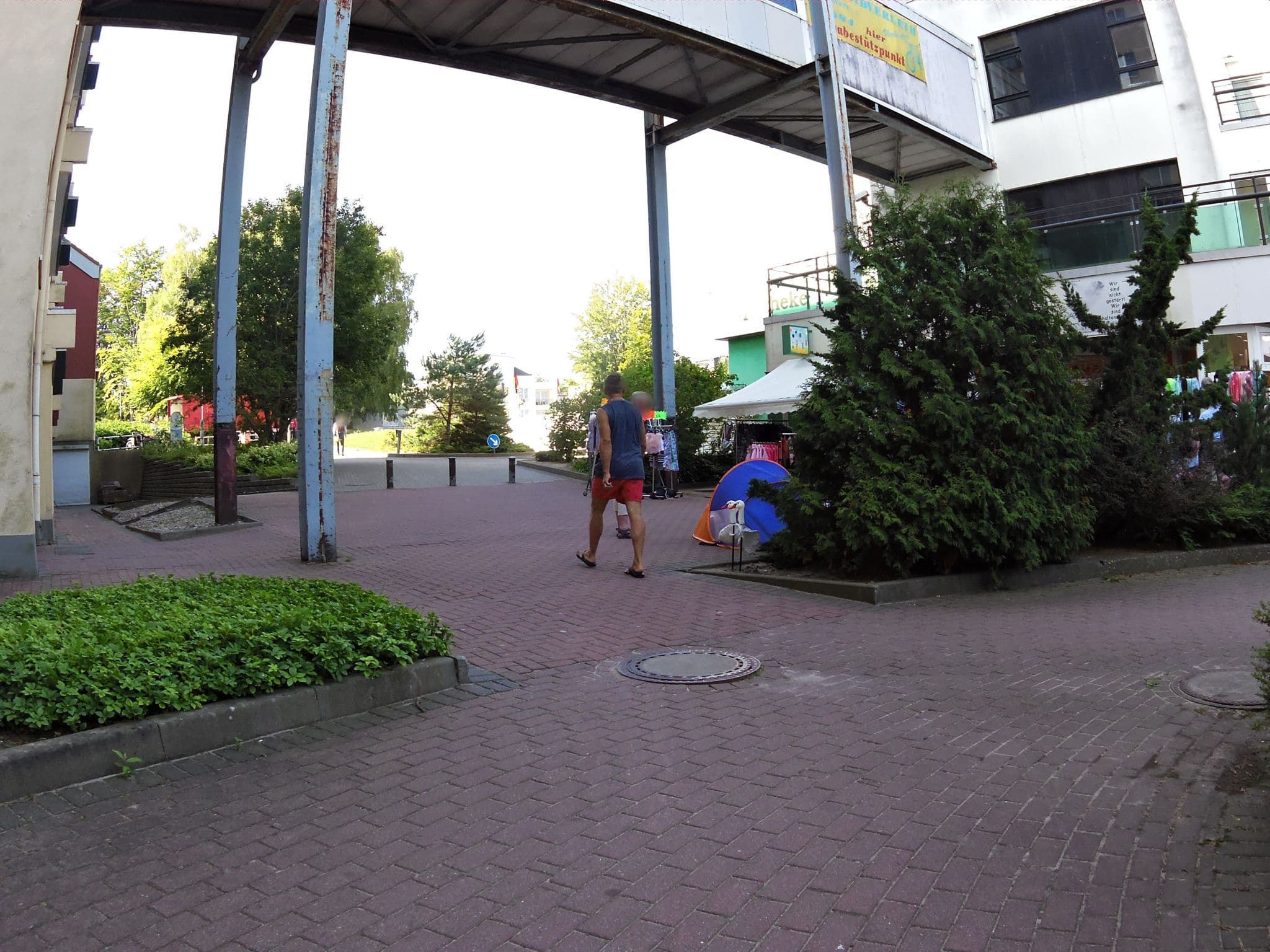 Street view near Kurhotel zu Heringsdorf (GmbH & Co. KG), Seebad Heringsdorf — © zoegglmeyr (CC BY-SA · Mapillary)