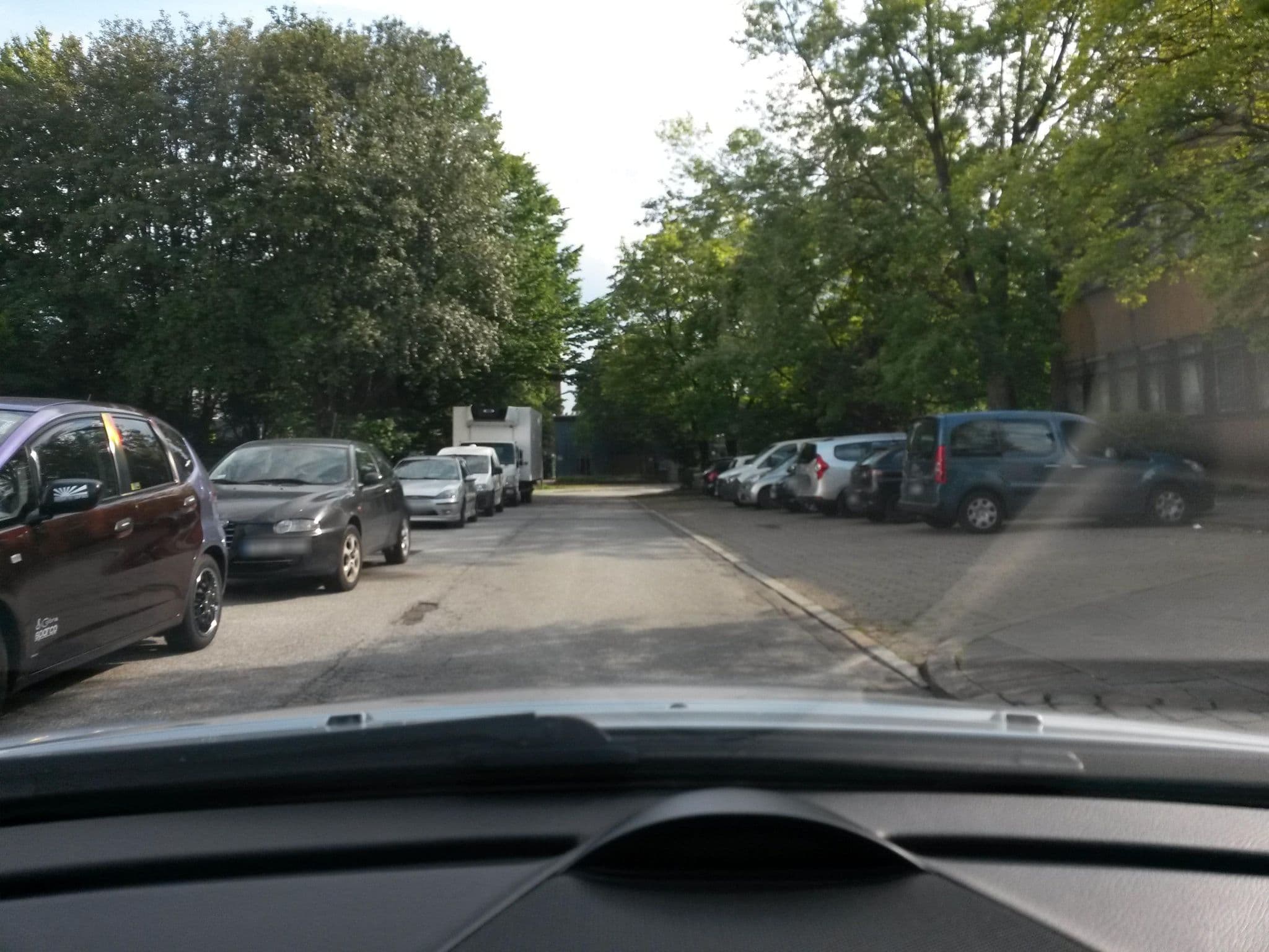Street view near A&A Hotels, Rahlstedt — © pfmlb (CC BY-SA · Mapillary)