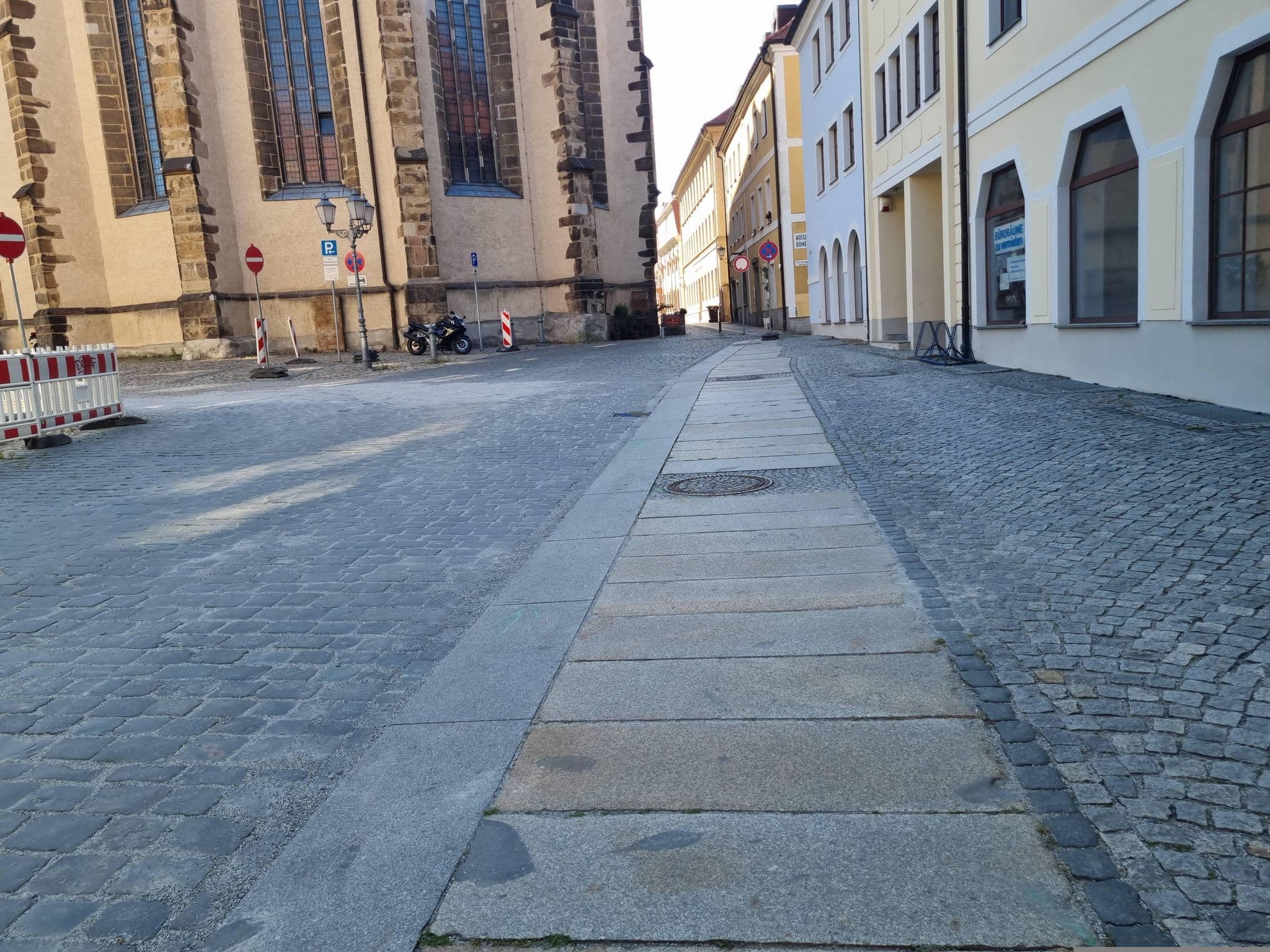 Street view near Hotel Garni Dom-Eck, Bautzen — © dsmm (CC BY-SA · Mapillary)