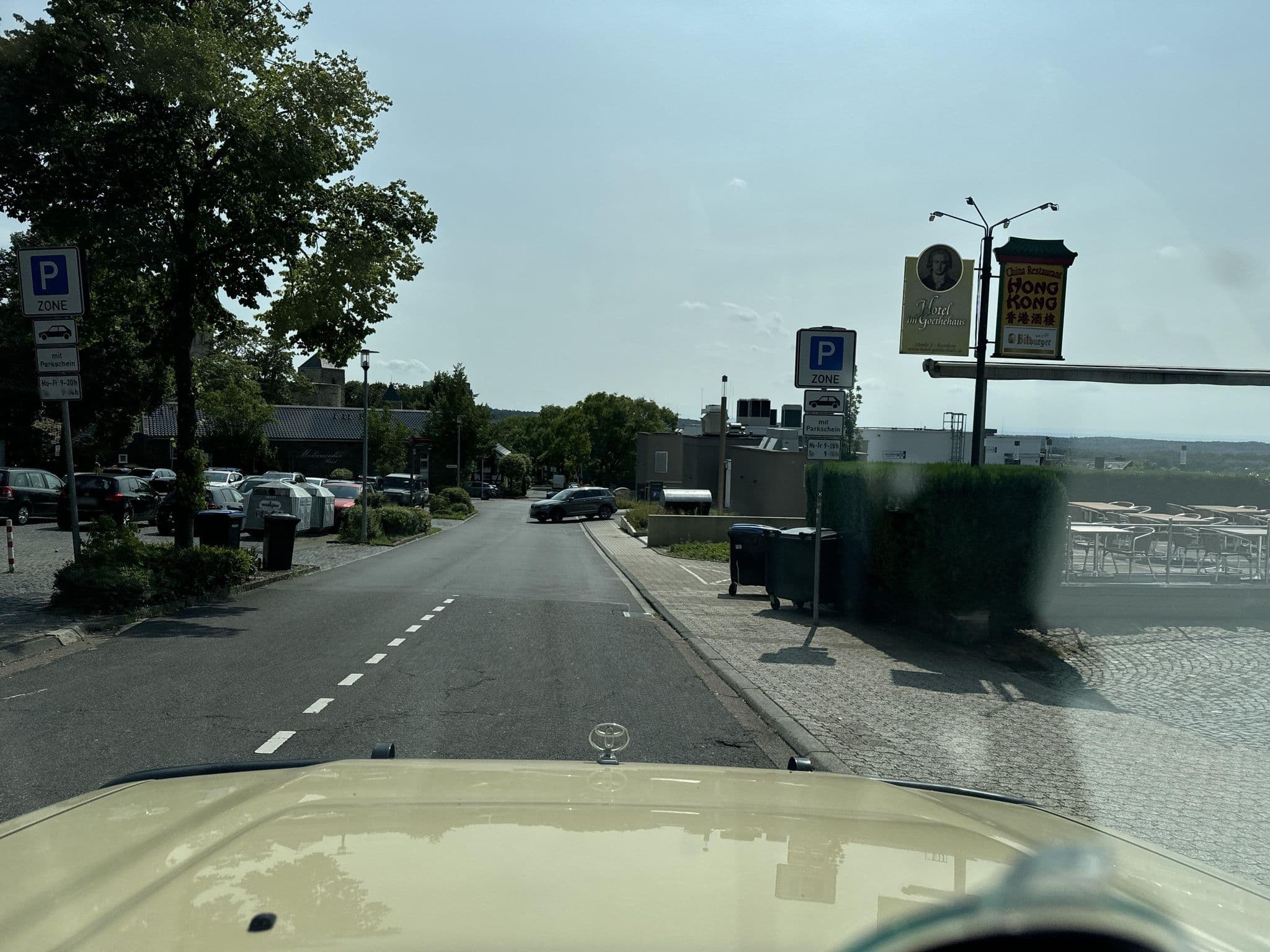Street view near Hotel im Goethehaus, Bergisch Gladbach — © maxd (CC BY-SA · Mapillary)