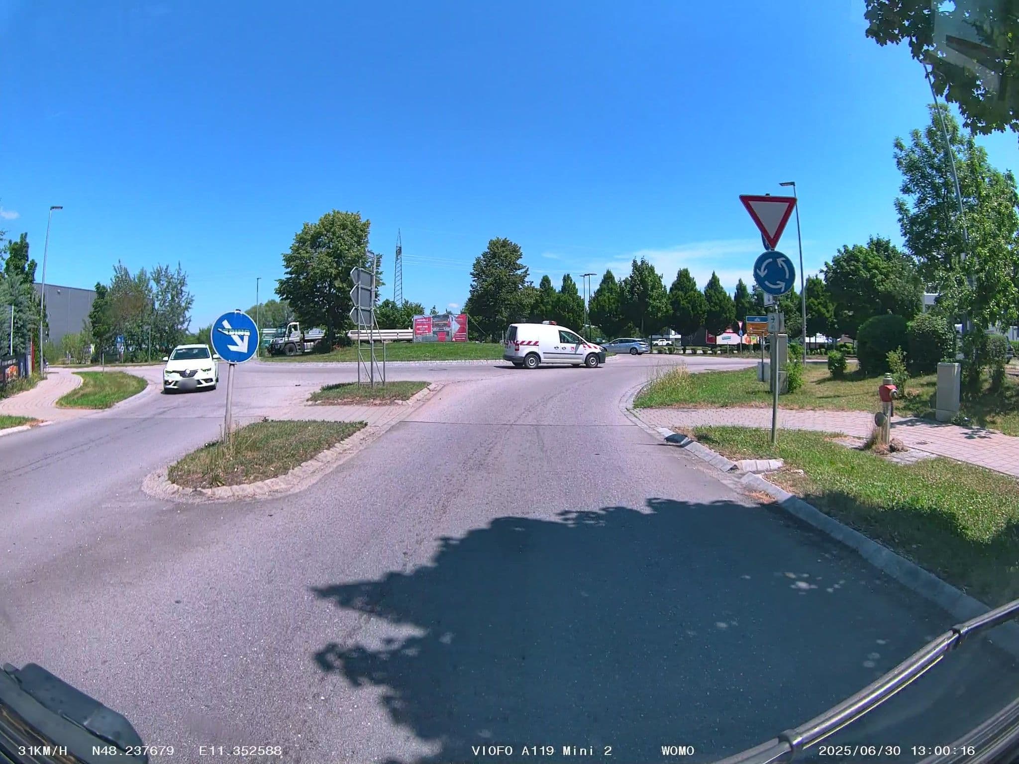 Street view near Amaro Hotel Bergkirchen, Bergkirchen — © soulcover (CC BY-SA · Mapillary)