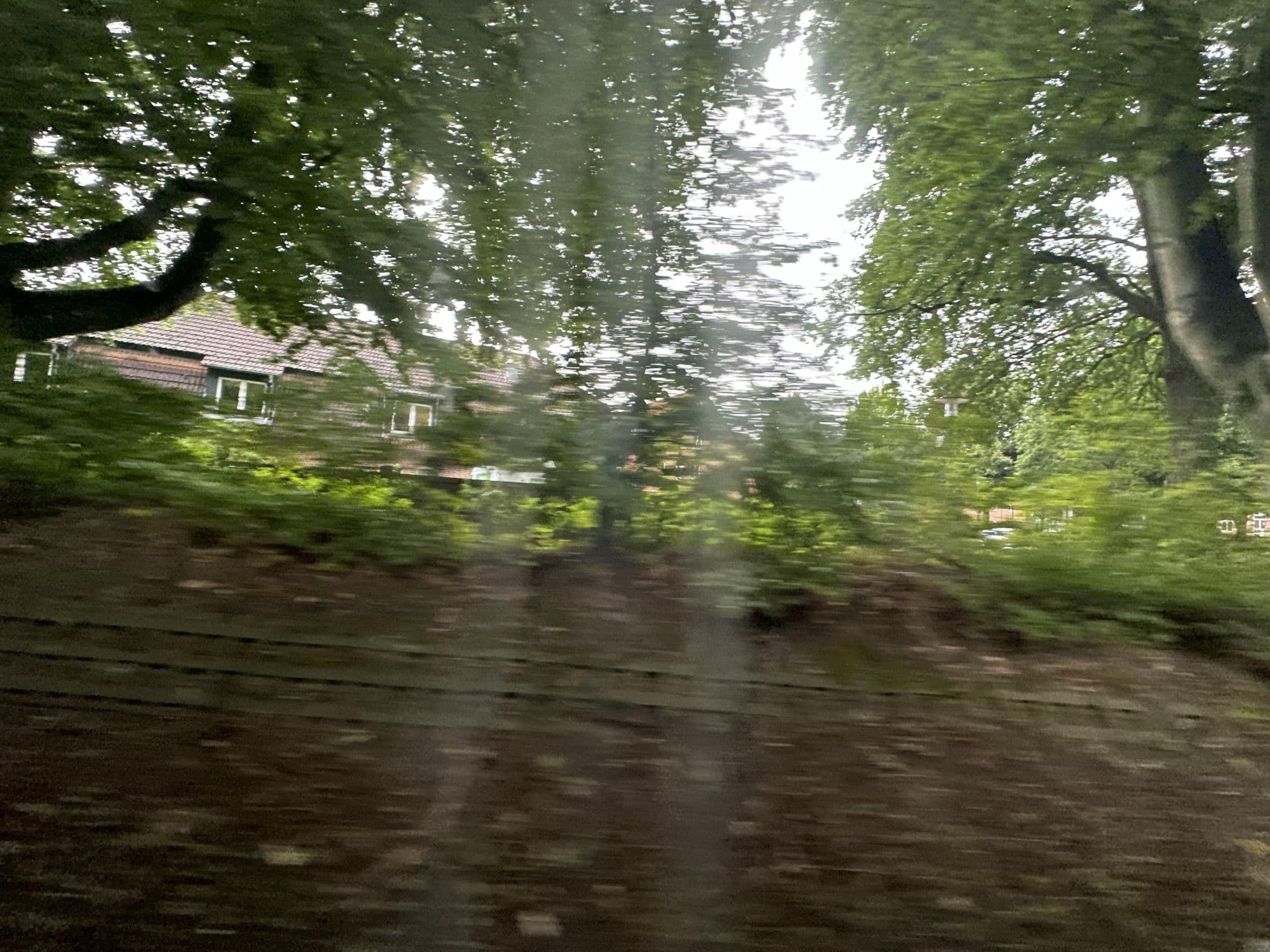 Street view near Treudelberg Resort Hamburg (Hotel Treudelberg und Aparthotel Treudelberg), Poppenbüttel — © quickness805 (CC BY-SA · Mapillary)
