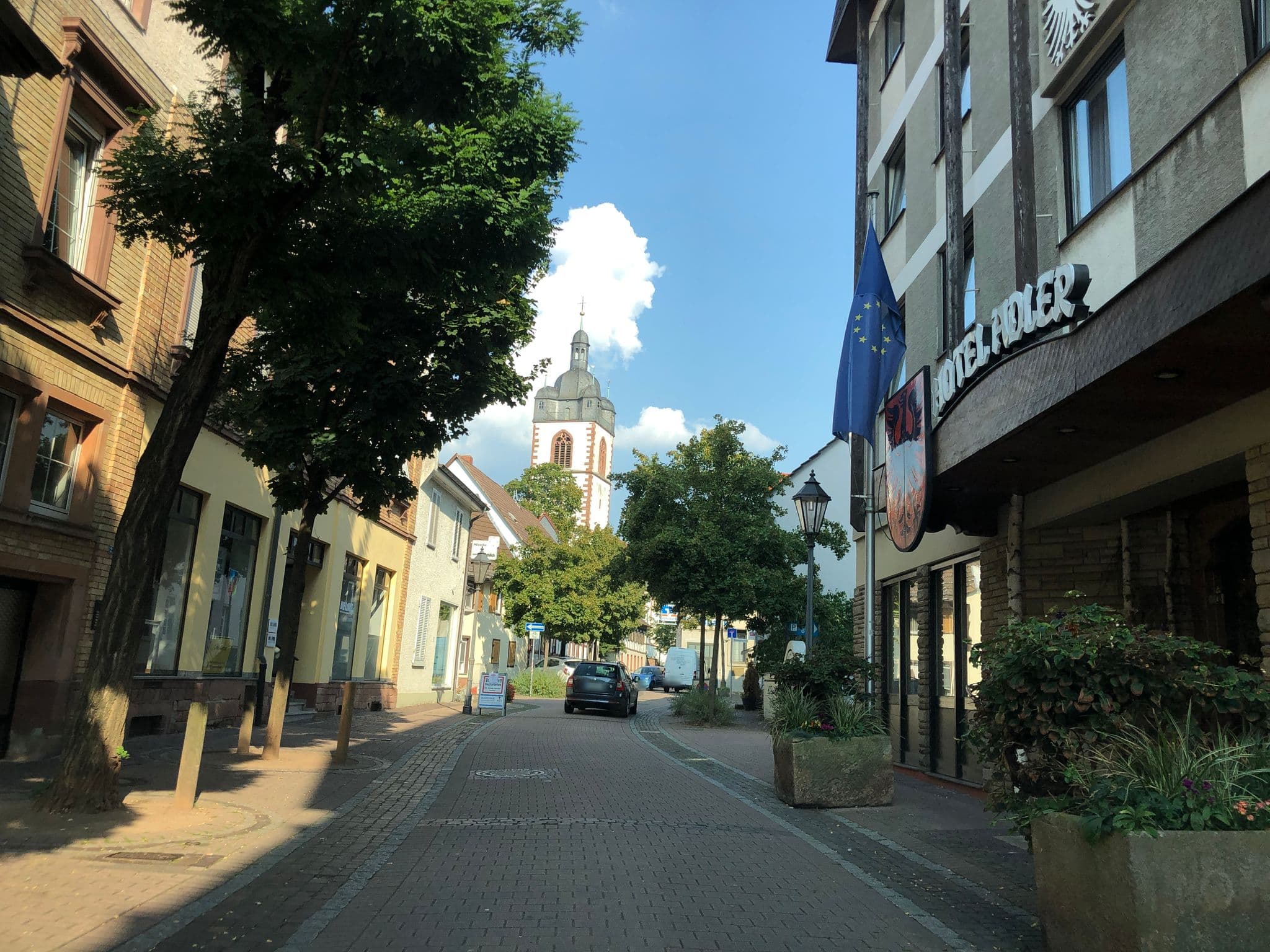 Street view near Hotel Adler GmbH, Groß-Gerau — © chuck (CC BY-SA · Mapillary)