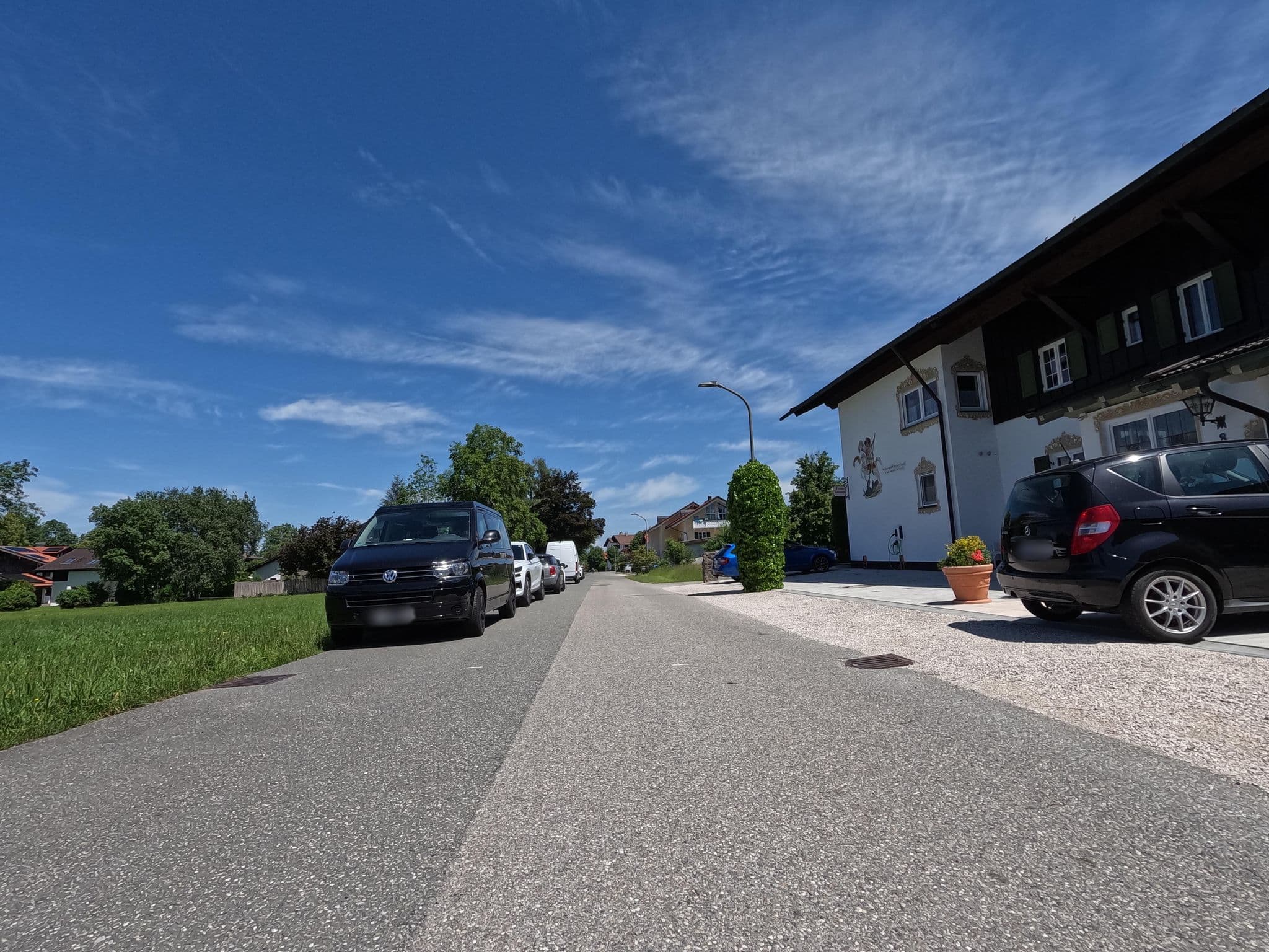 Street view near FENJOY Apartments, Bernau am Chiemsee — © natebus (CC BY-SA · Mapillary)