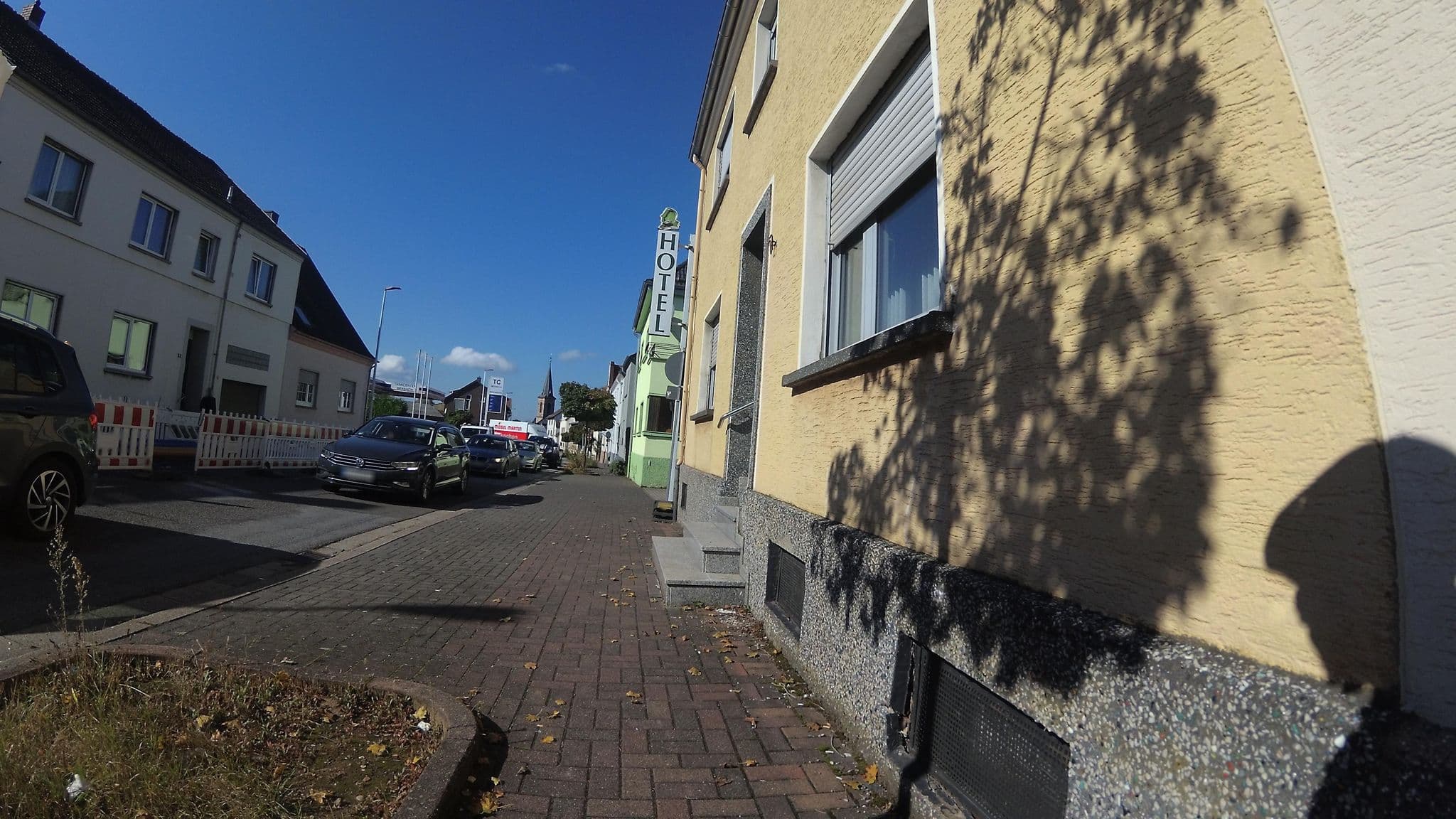 Street view near Gästehaus Hotel Haus Krone, Bexbach — © teddy73 (CC BY-SA · Mapillary)