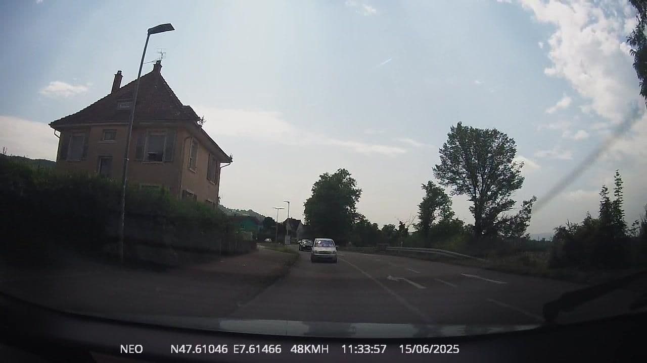 Street view near Hotel Restaurant Axion, Weil am Rhein — © TechniPorter (CC BY-SA · Mapillary)